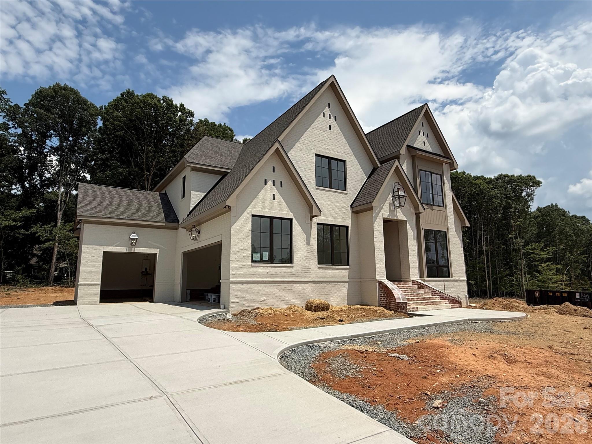 Twin Lakes - Residential