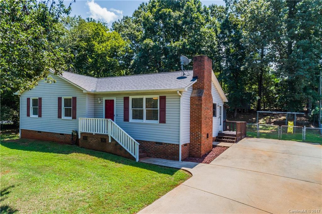Perfect starter home or for those ready to downsize! County taxes, No HOA, and on a little over half an acre! Close to all schools its zoned for and within minutes of I77 and downtown Rock Hill. Fenced backyard with fire pit for the cooler weather! During this hot mess of the end of summer sit on the back screened in porch sipping tea!  Brand new dishwasher. Scoop this one up quick!  Lemonade stand does not convey.