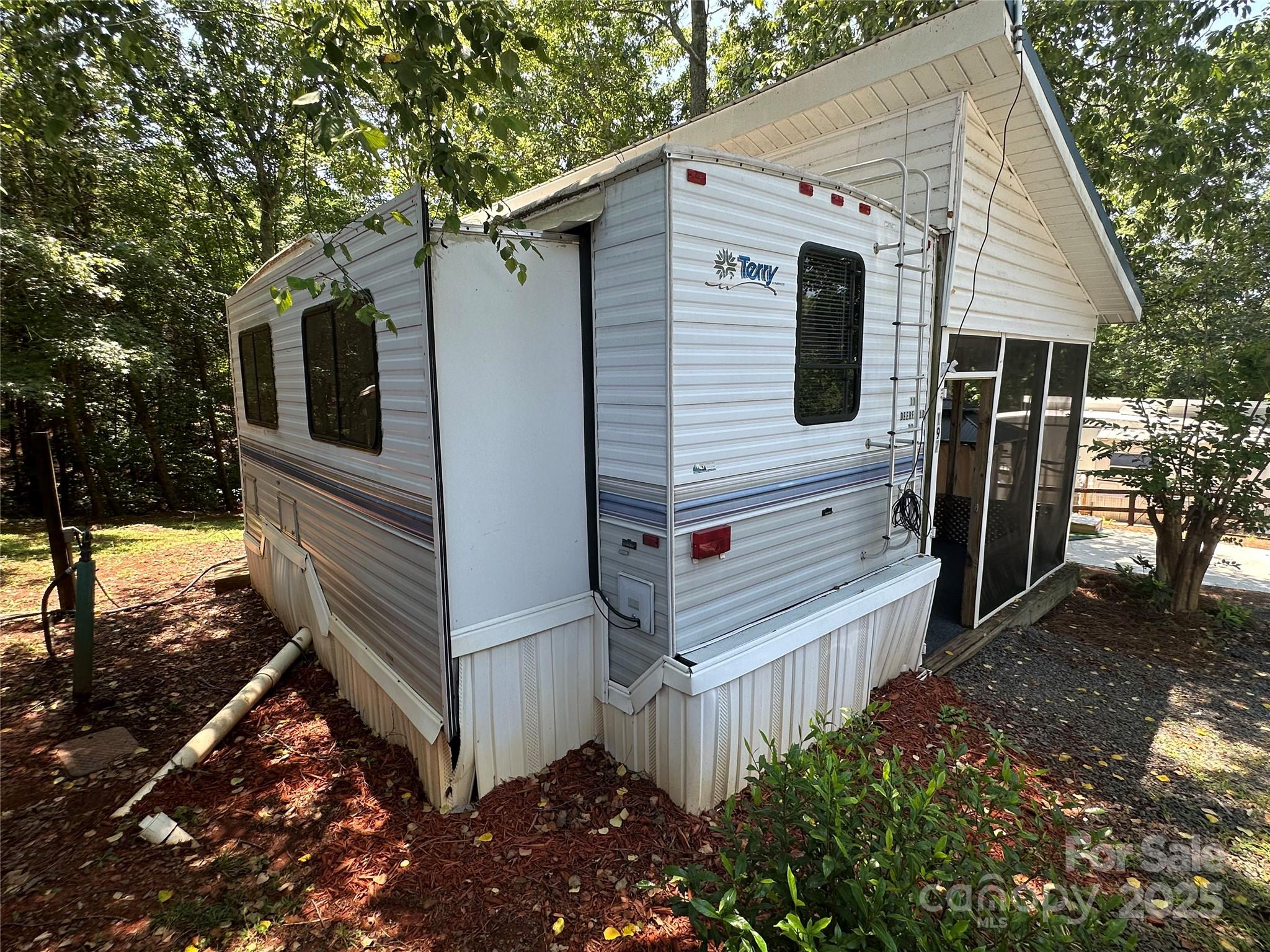 Badin Shores Resort - Residential