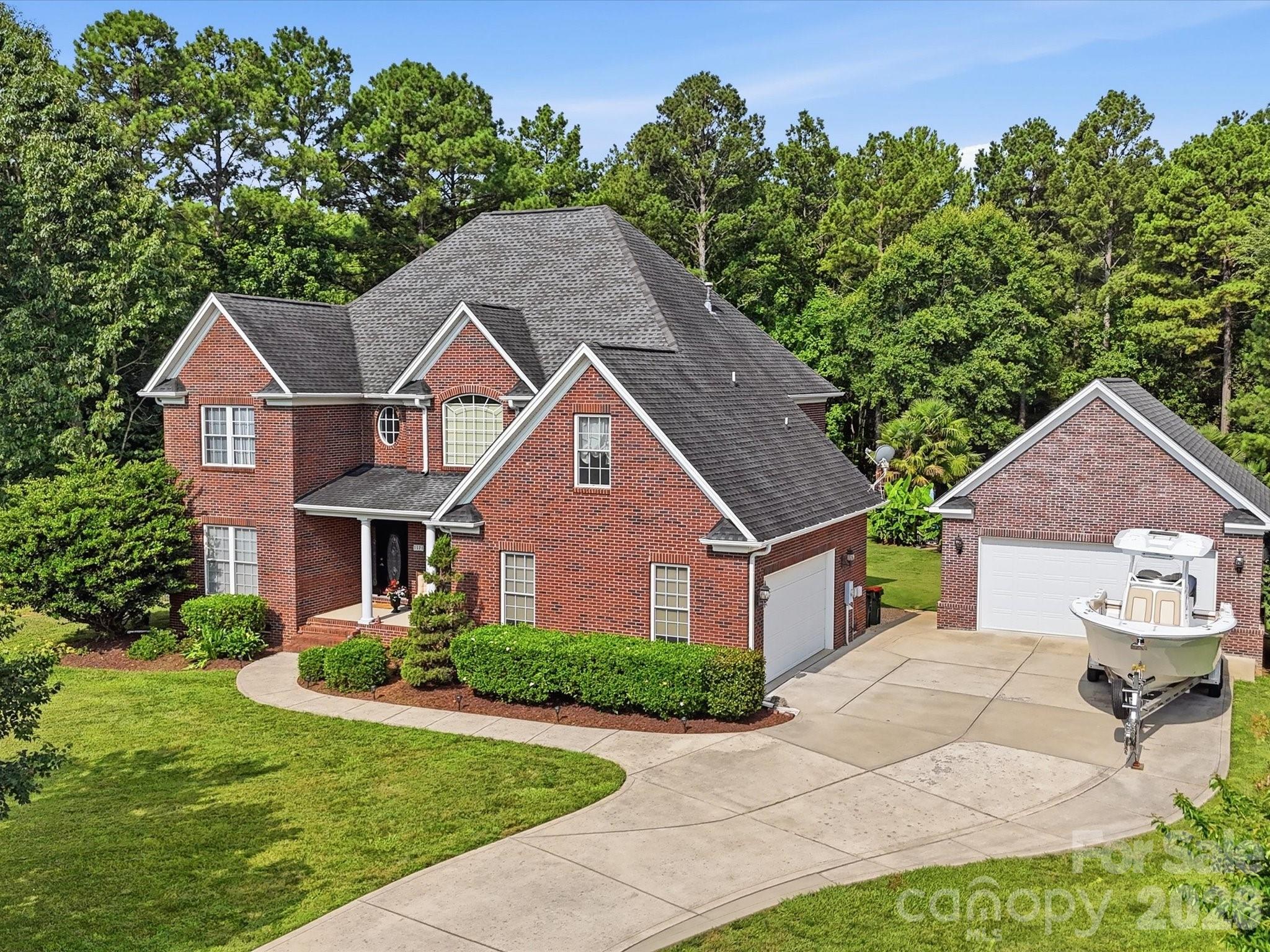 Tioga Pointe - Residential