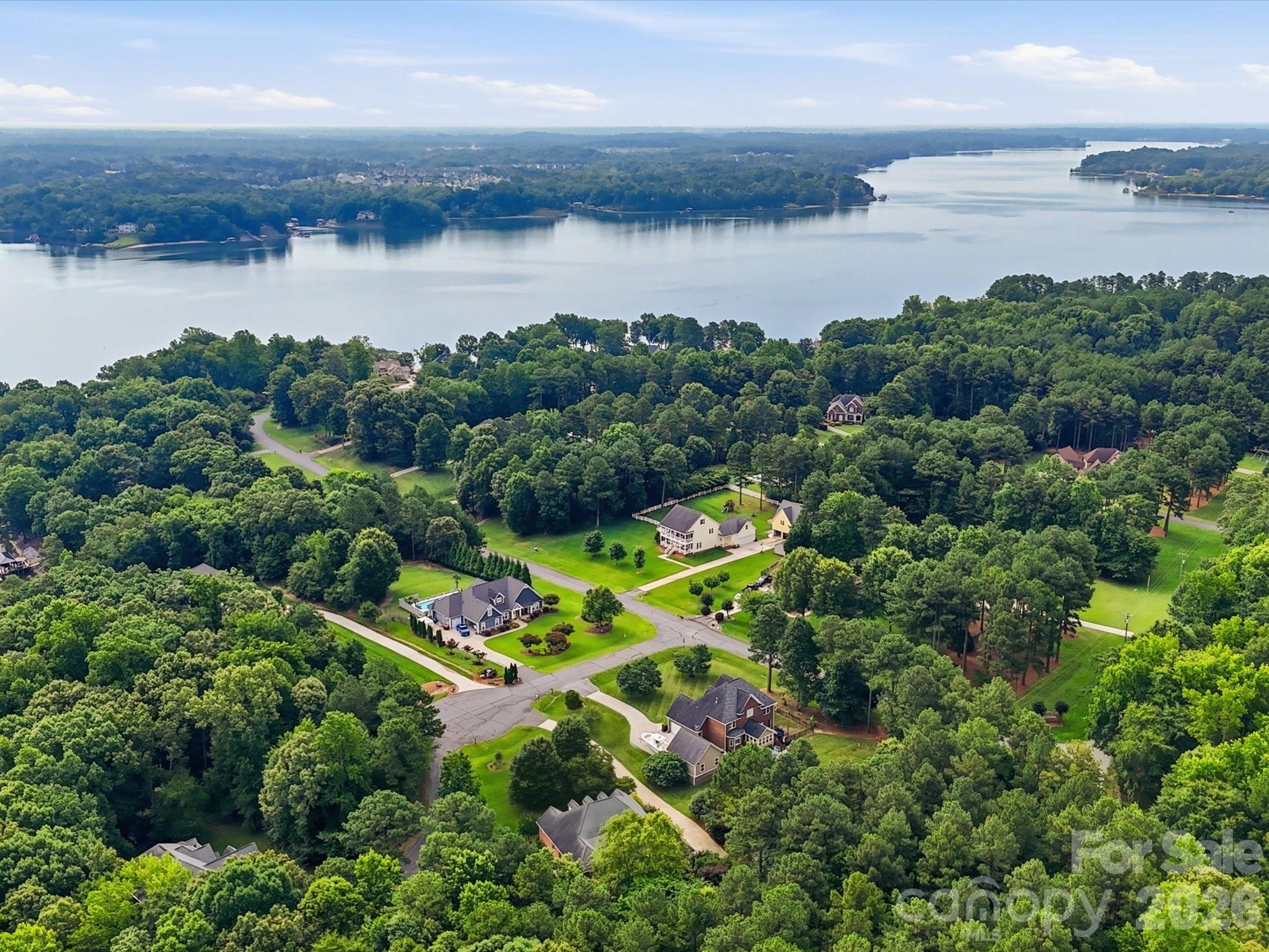 Tioga Pointe - Residential
