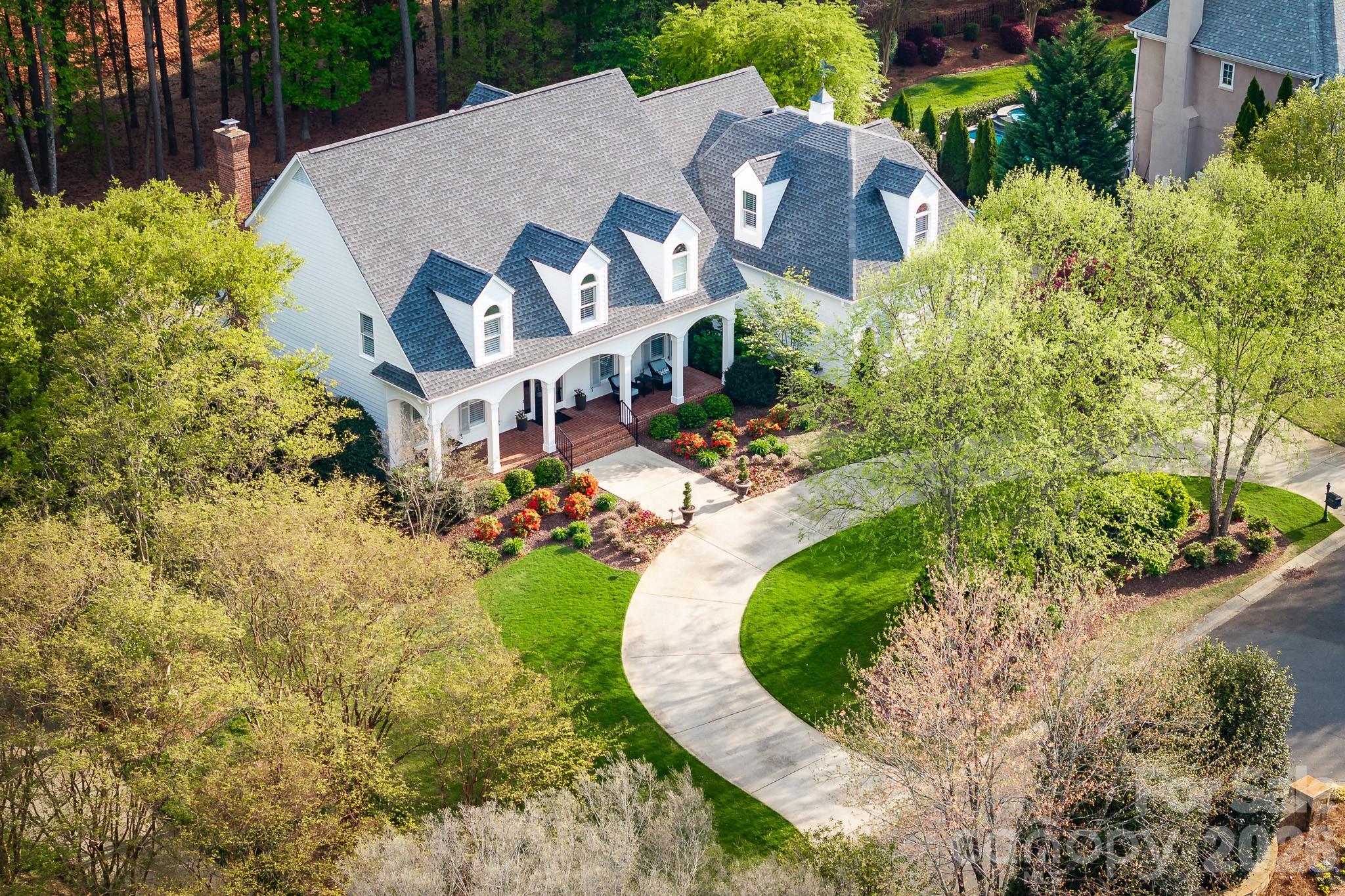 The Peninsula - Residential