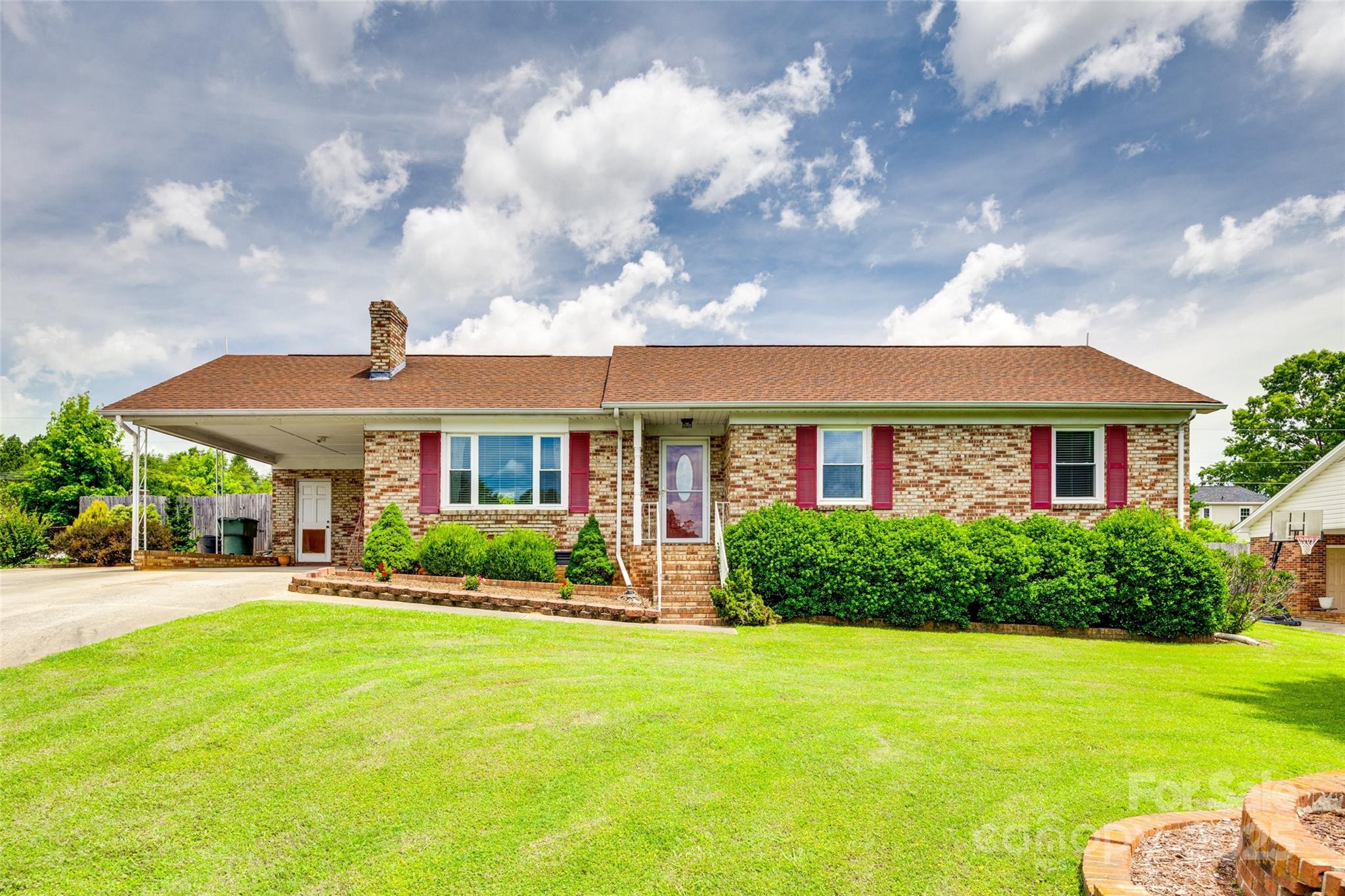 Charming ranch home, located near Crowers Mountain State Park. This stunning home features a beautiful inground ionized pool with a deep end, perfect on those hot summer days! Enjoy entertaining or relaxing on the large, covered back porch, which provides a serene outdoor space. In the back of the yard, there is a spacious workshop that is wired. 
Inside, you'll find hardwood floors throughout the home. The modern kitchen features granite countertops and an inviting eat-in area. Don't miss this opportunity to make this wonderful home yours!