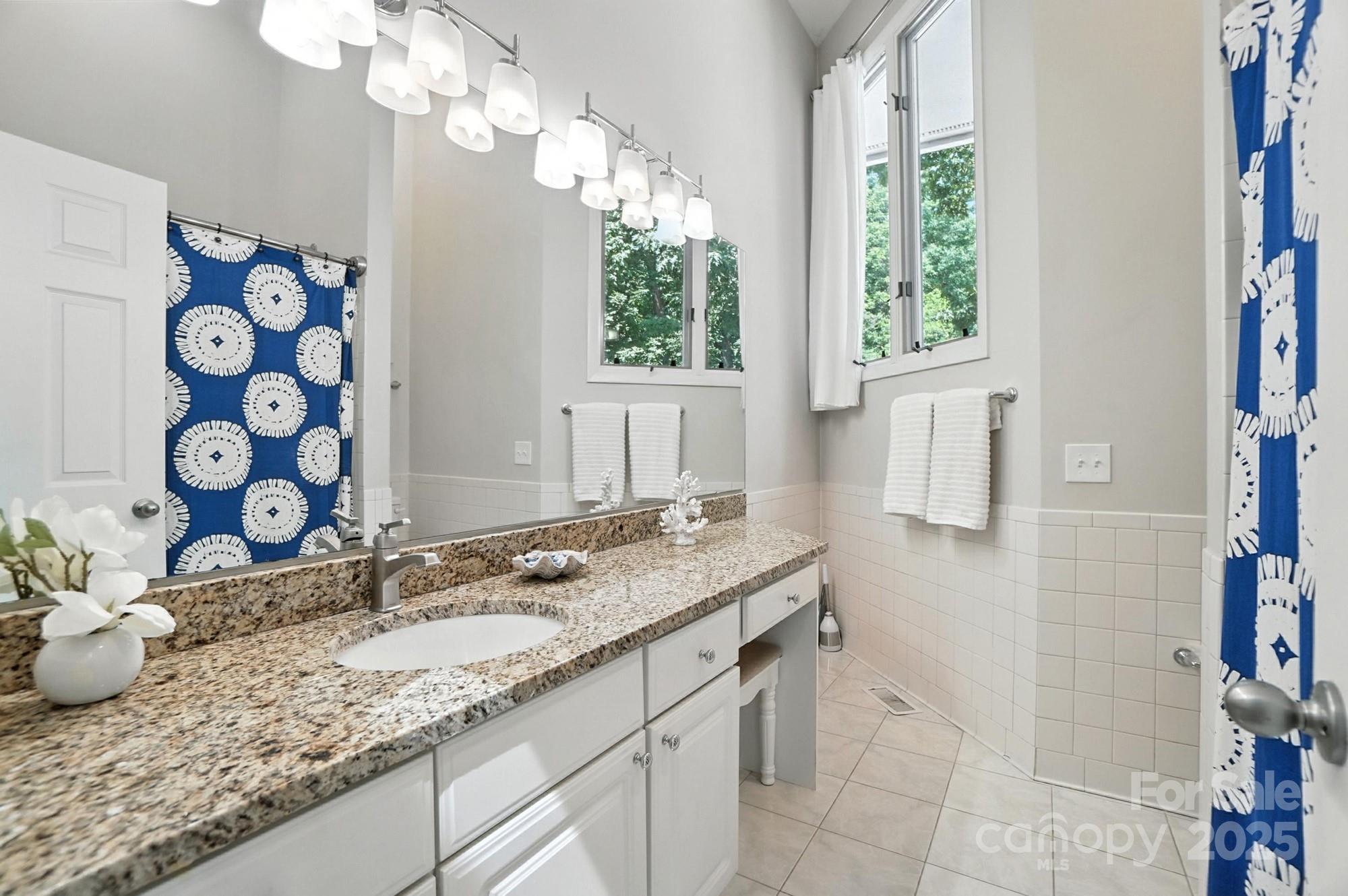 Tega Cay - Residential