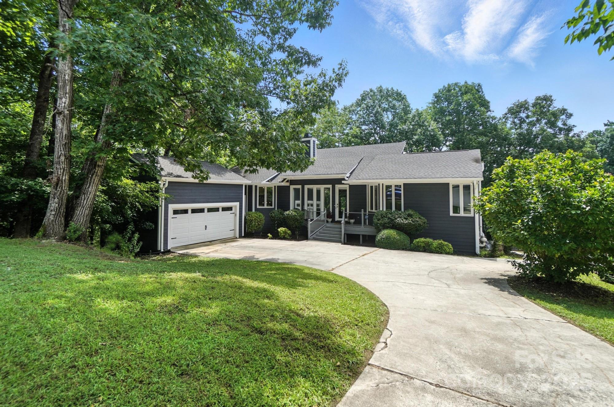 Tega Cay - Residential