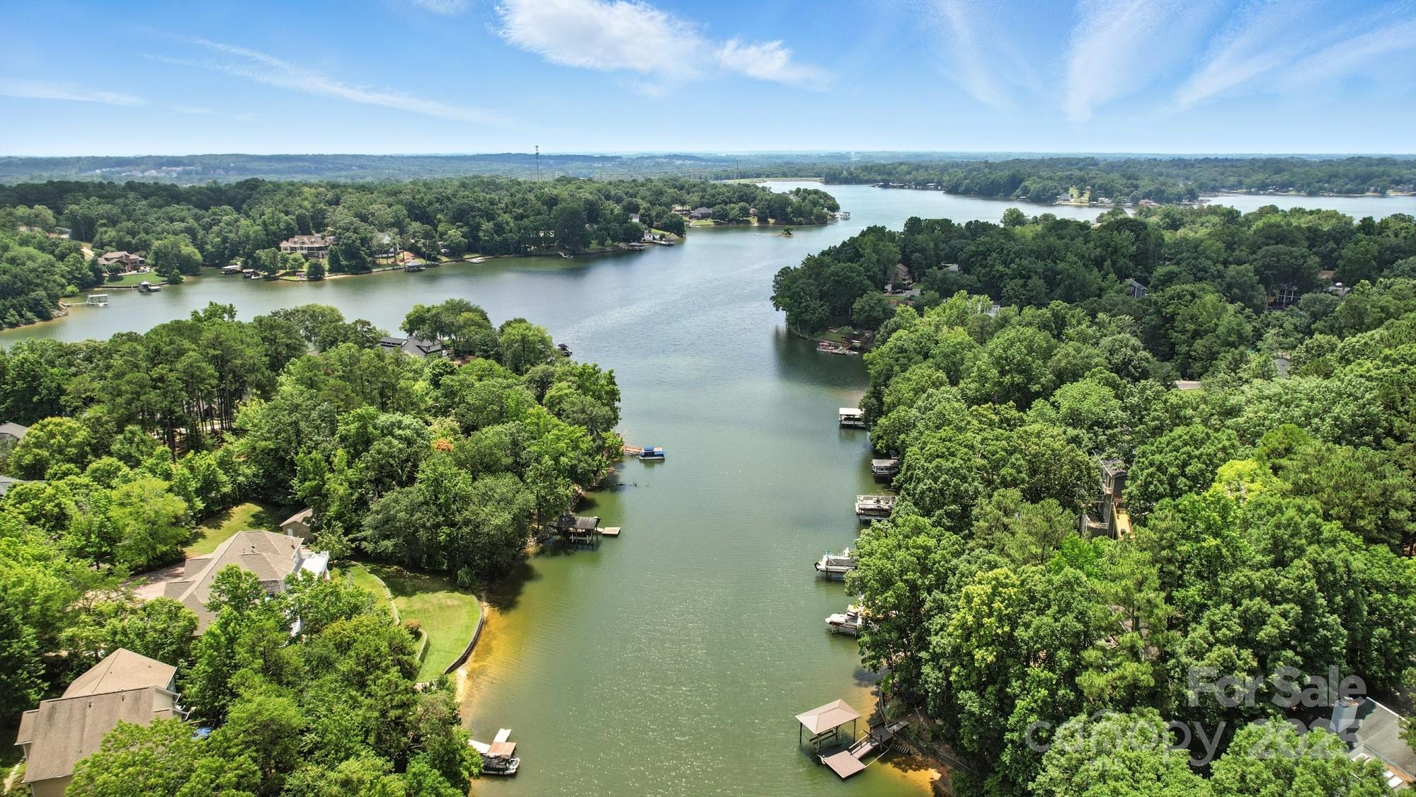 Tega Cay - Residential