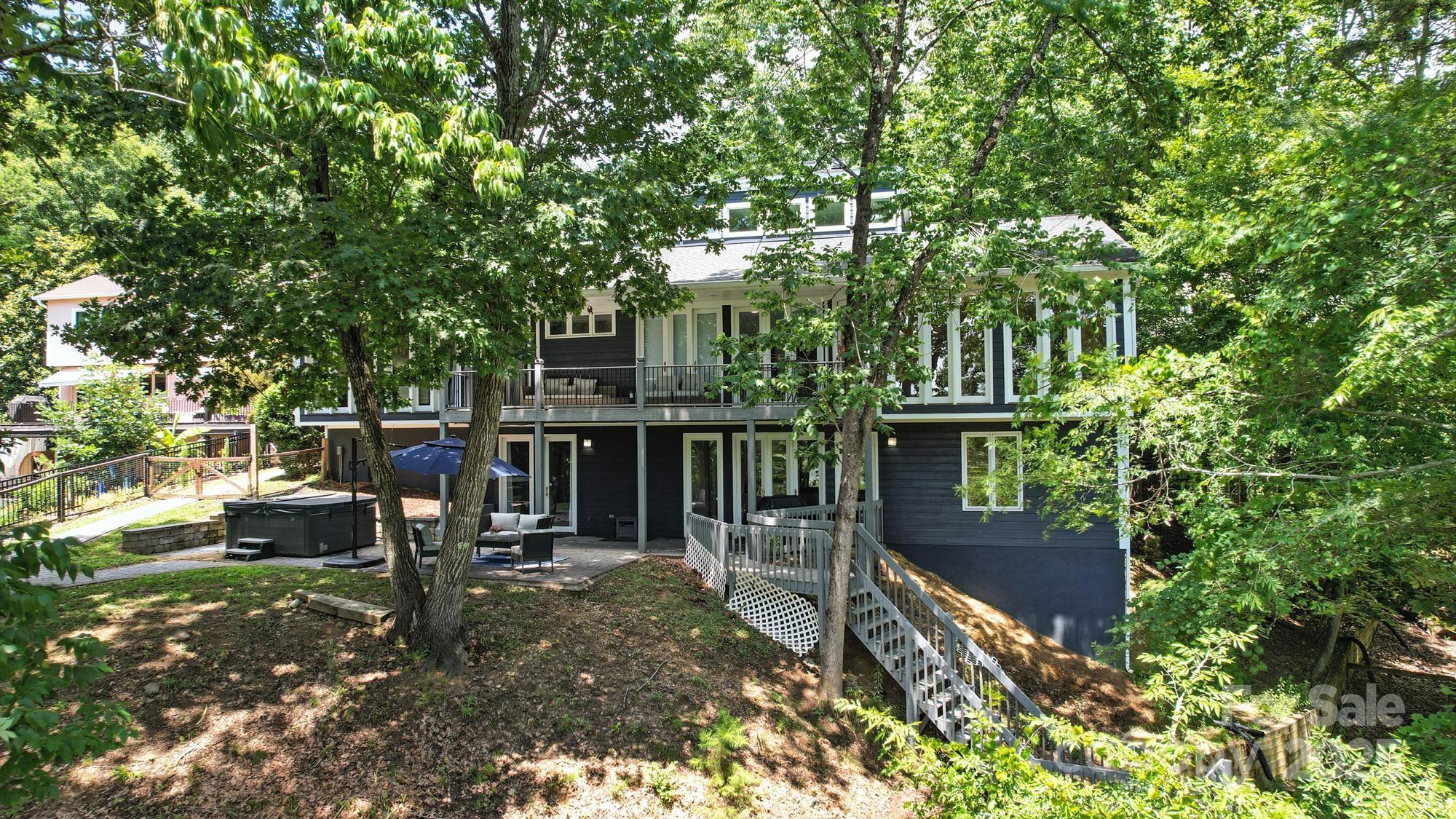 Tega Cay - Residential