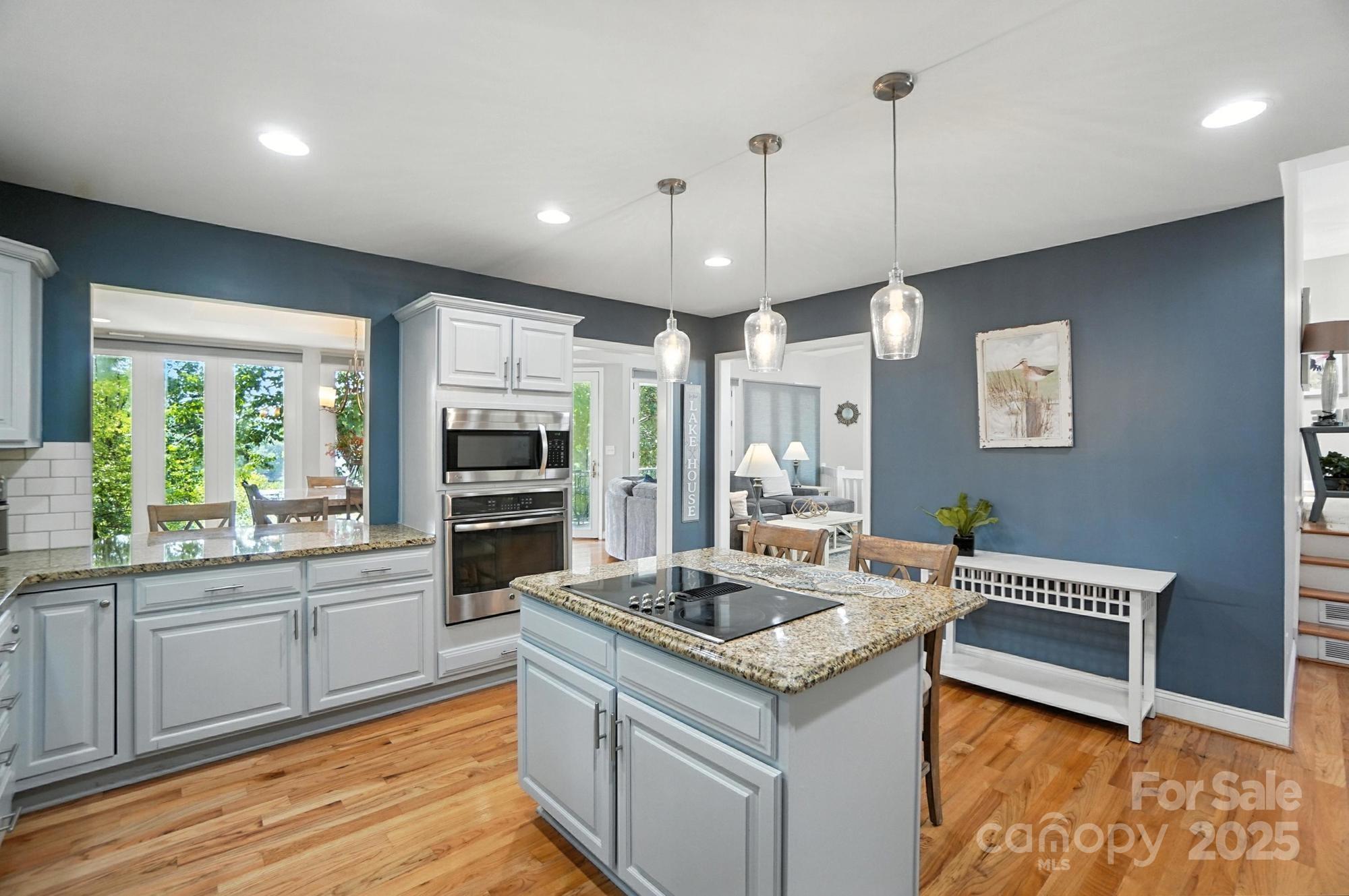 Tega Cay - Residential