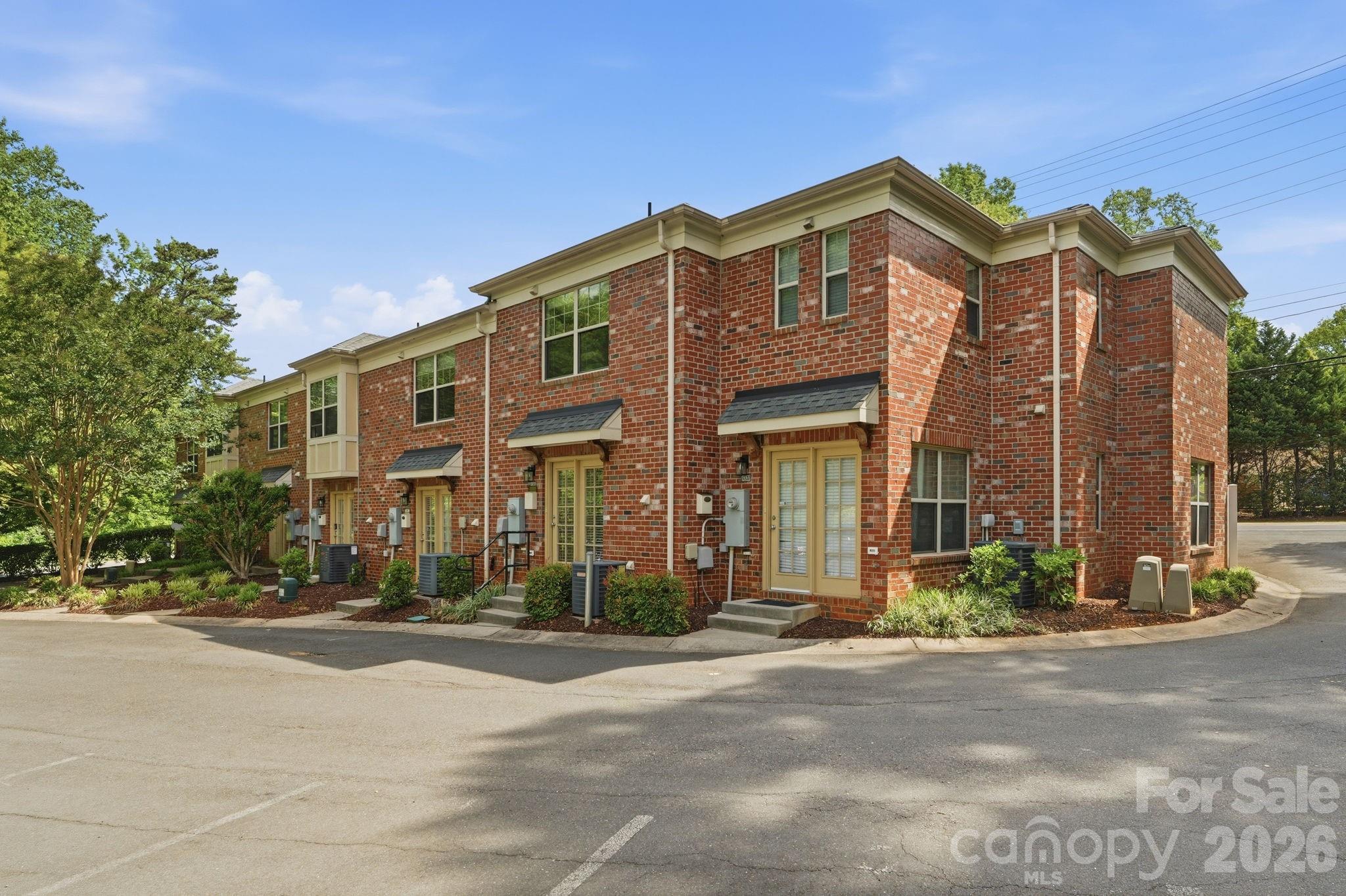 Vista Park Townhomes present a unique opportunity to acquire a turnkey, fee-simple townhome community in one of Charlotte’s most coveted neighborhoods. This eight-unit offering combines newer-construction quality with seven of eight units fully renovated in 2026 with modern finishes, rear patios, and in-unit laundry and an irreplaceable location – a combination that is exceptionally difficult to duplicate in today’s market.