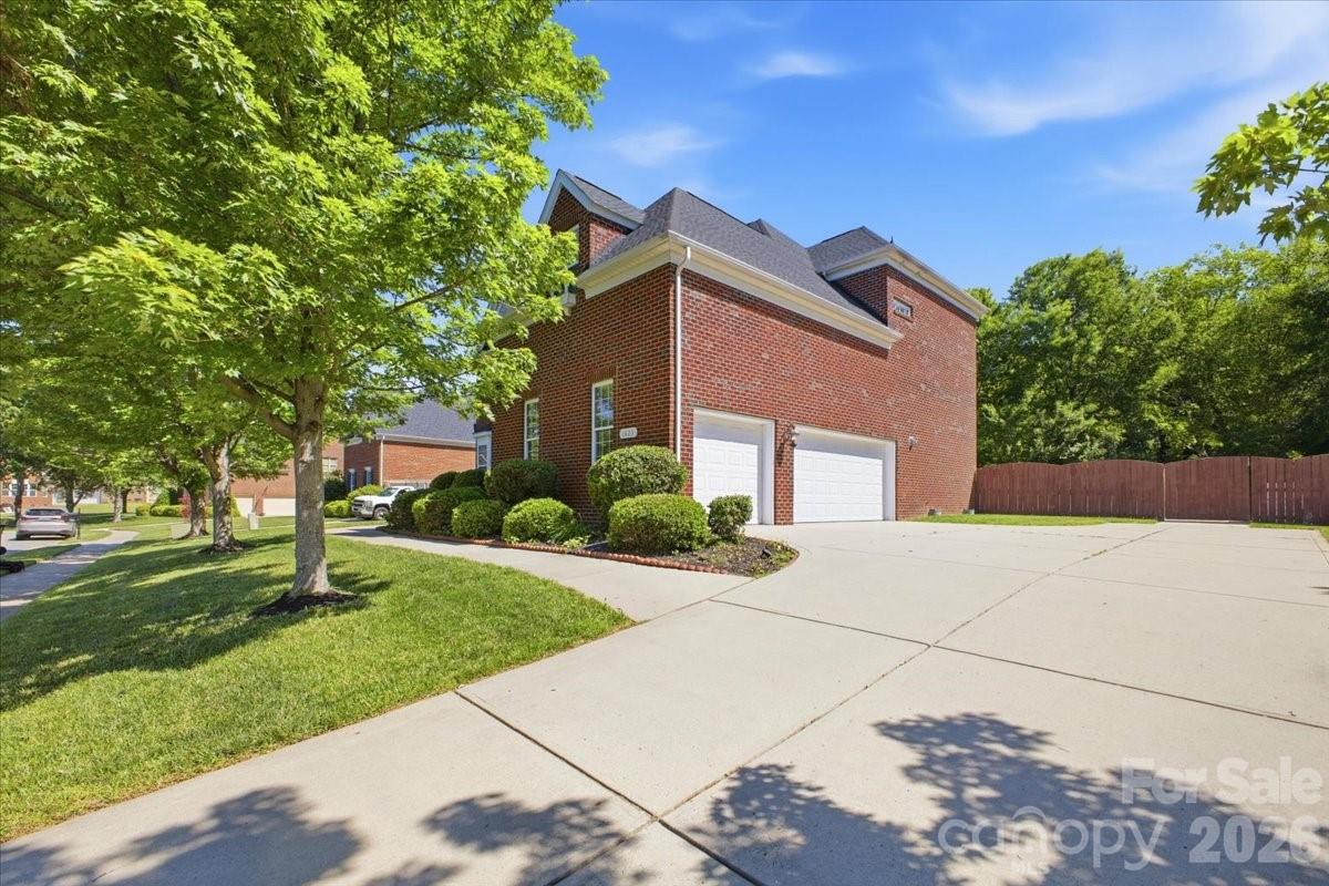Highland Creek - Residential