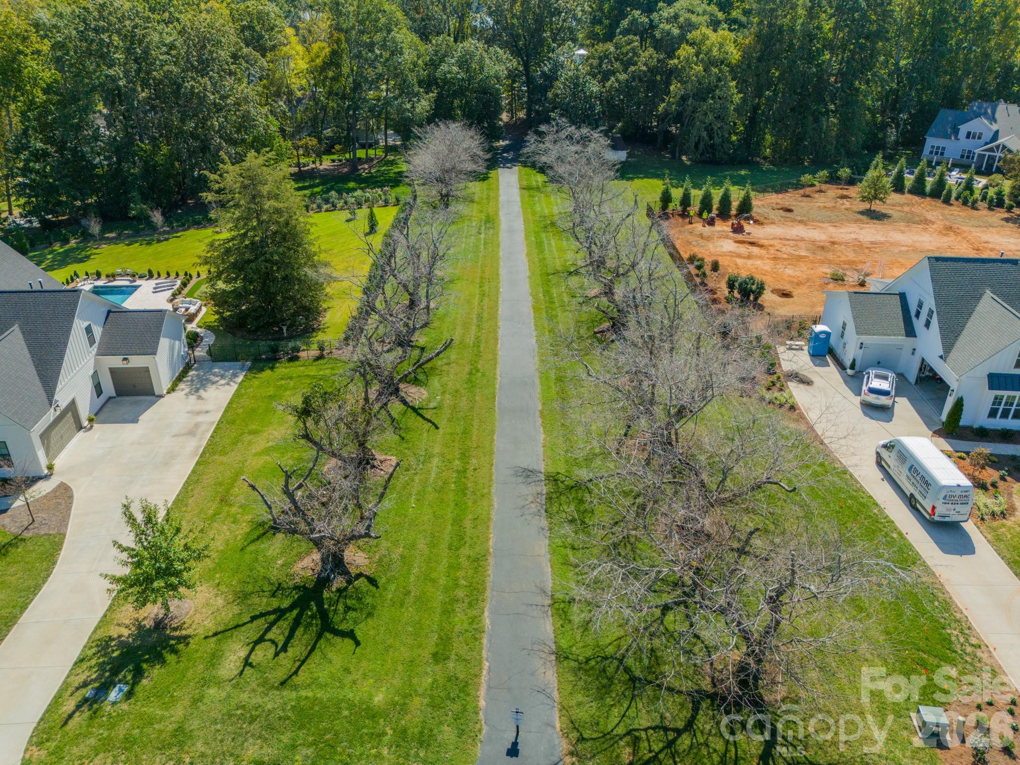 McLean - South Shore - Land