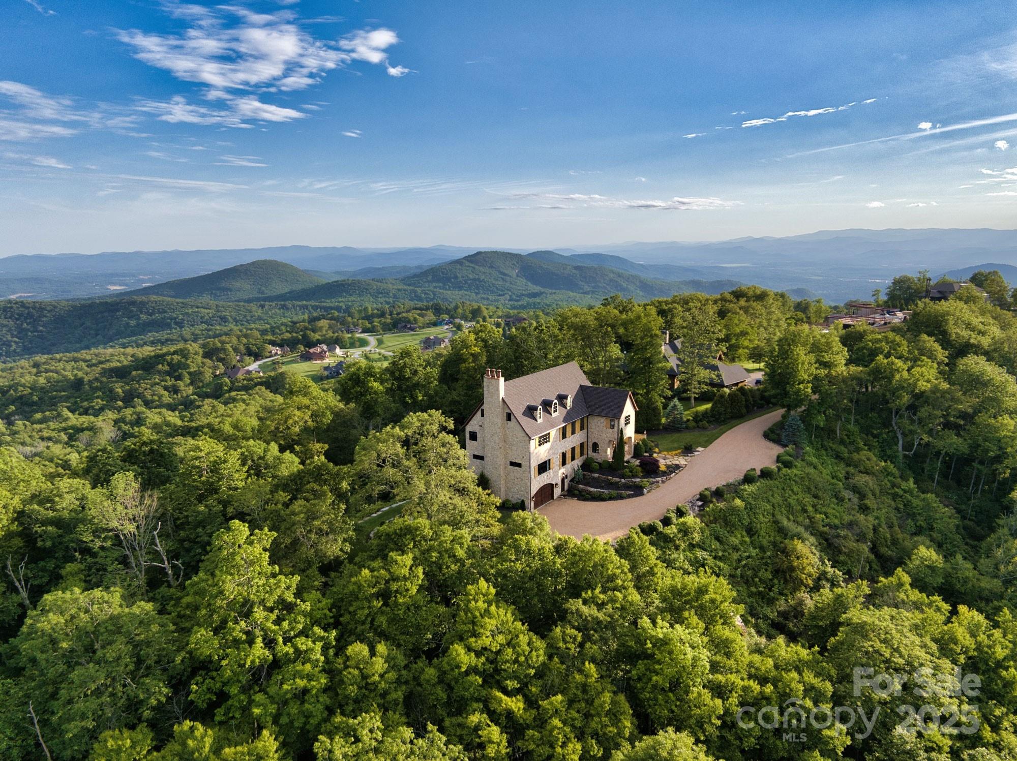 Grand Highlands at Bearwallow - Residential