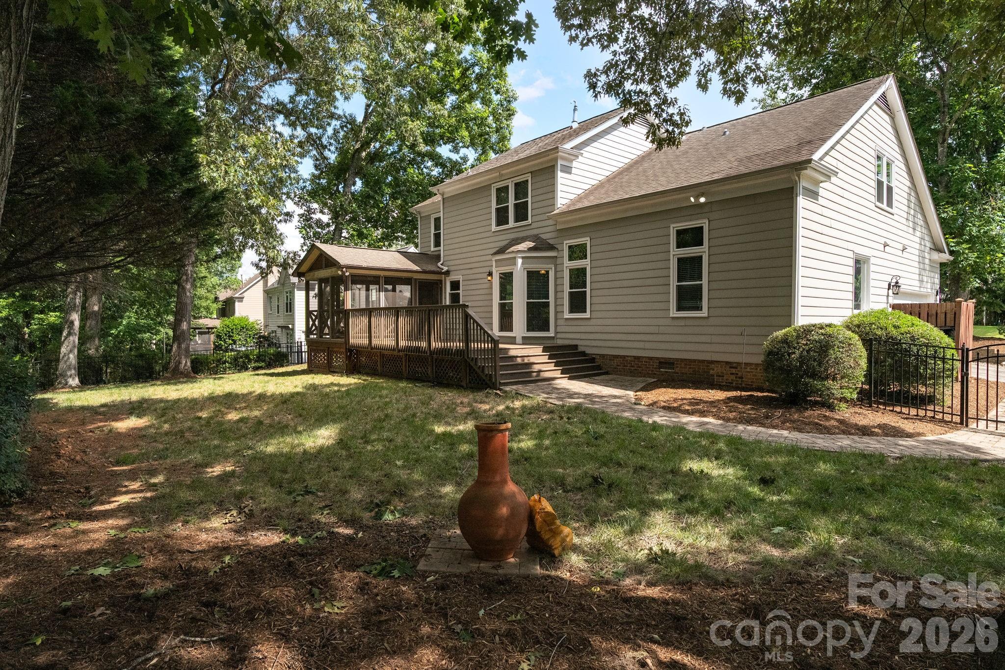 Thornhill - Residential