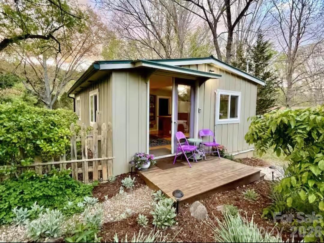 Haw Creek - Residential Income