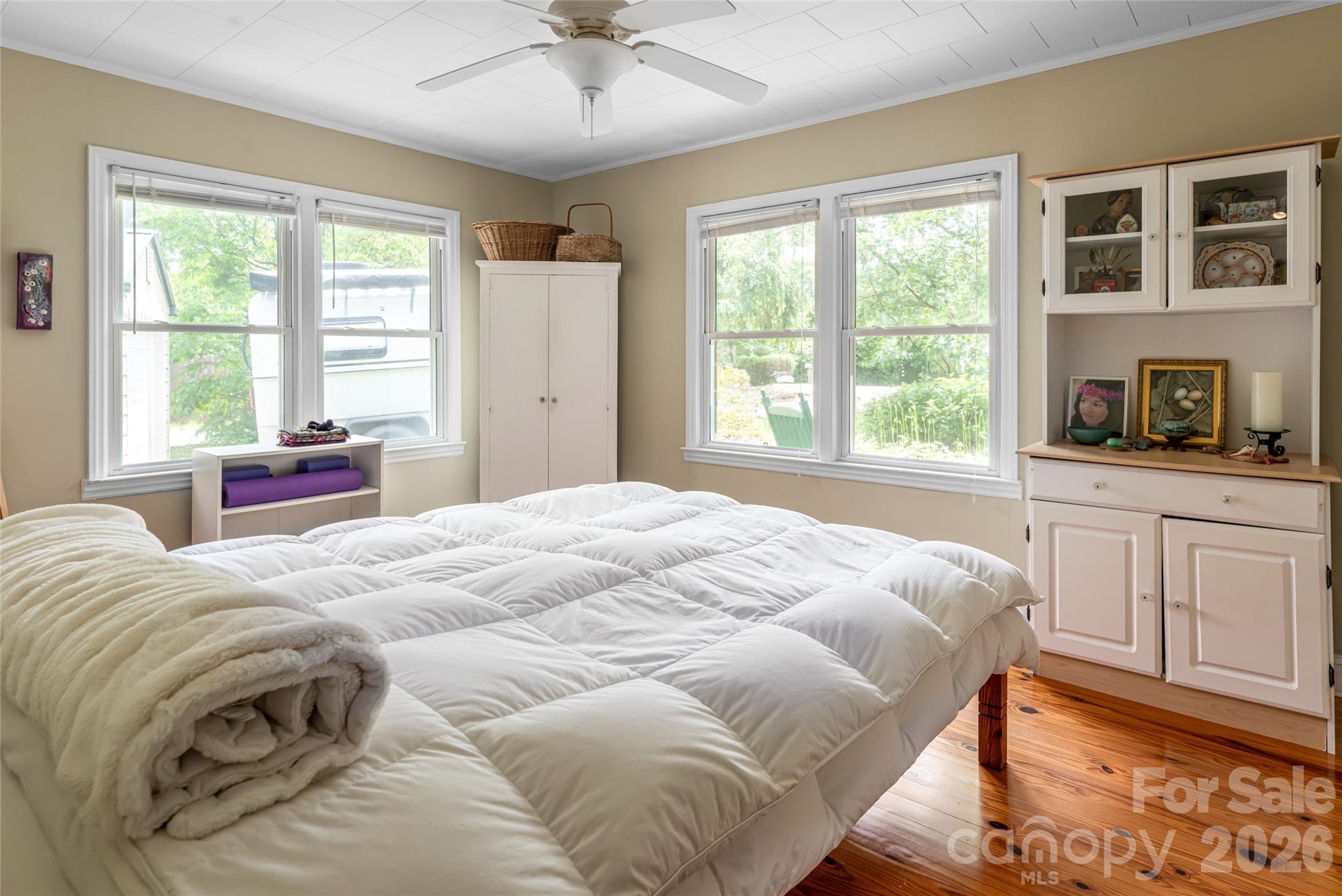 Haw Creek - Residential Income
