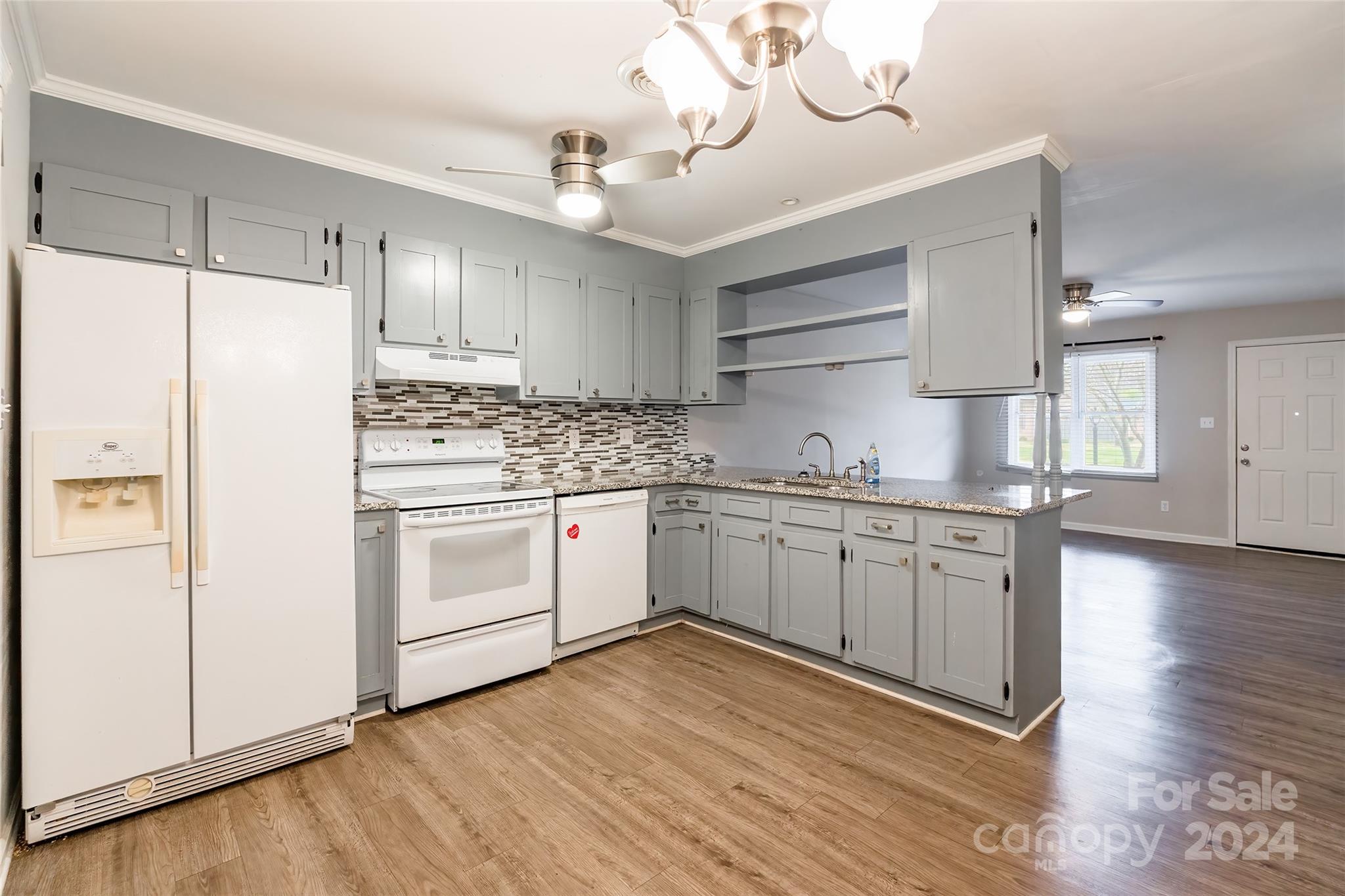 Parkwood Villas - Residential
