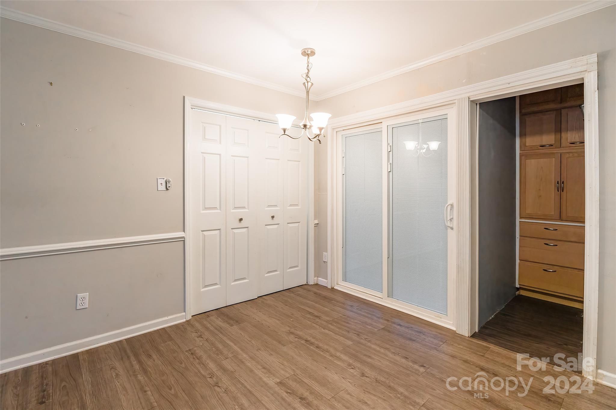 Parkwood Villas - Residential