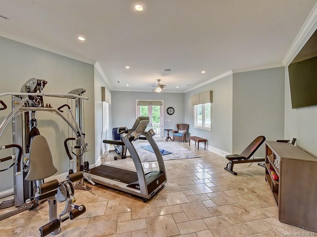 Pinnacle Shores - Residential