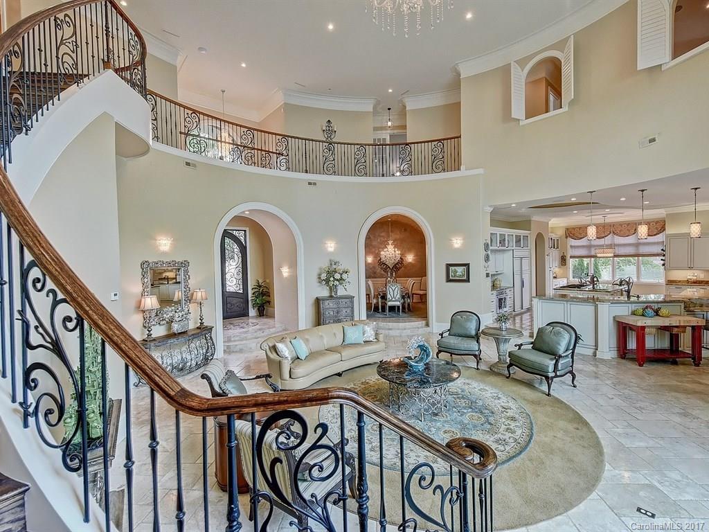 Pinnacle Shores - Residential