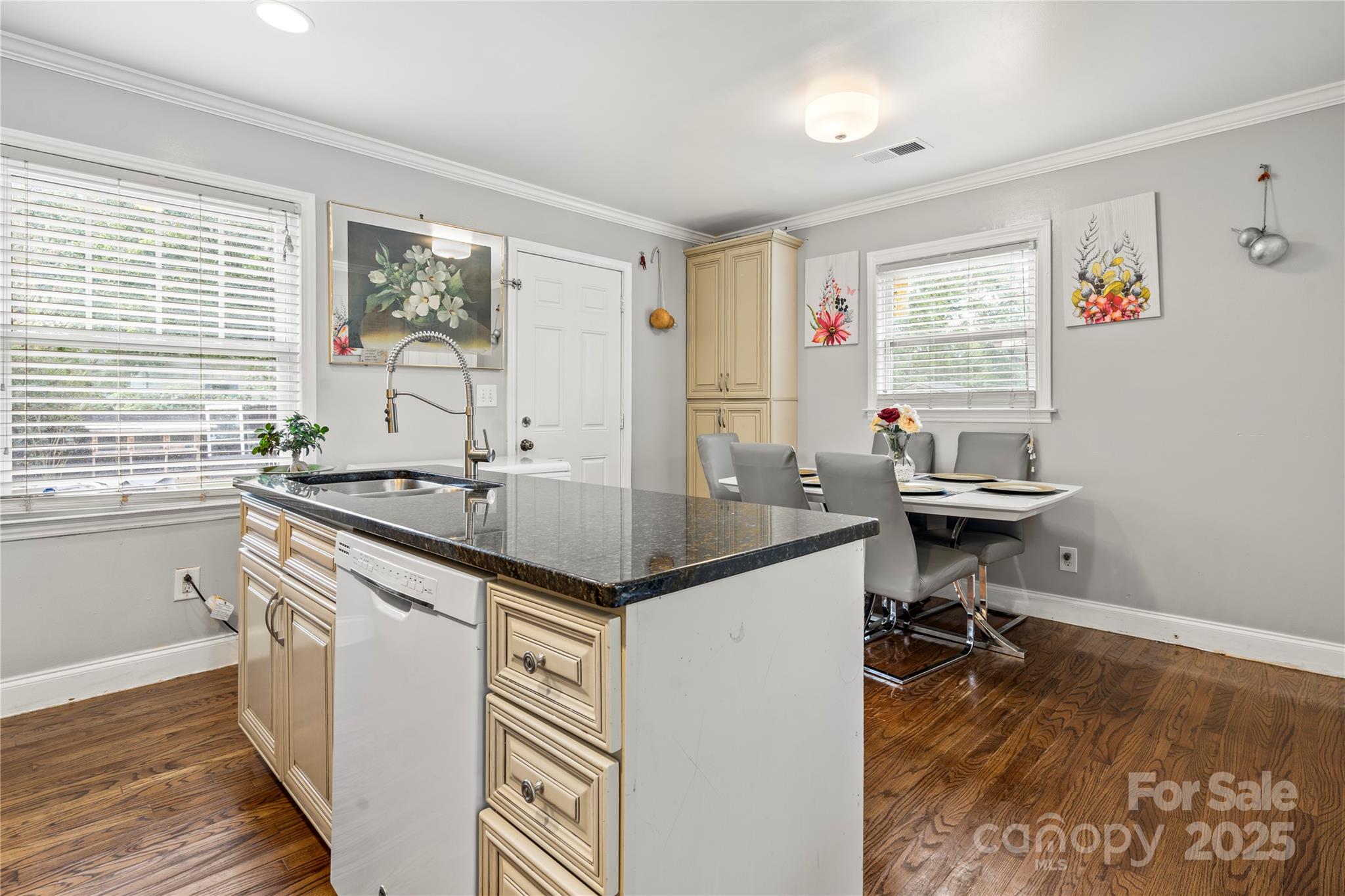 Rollingwood - Residential