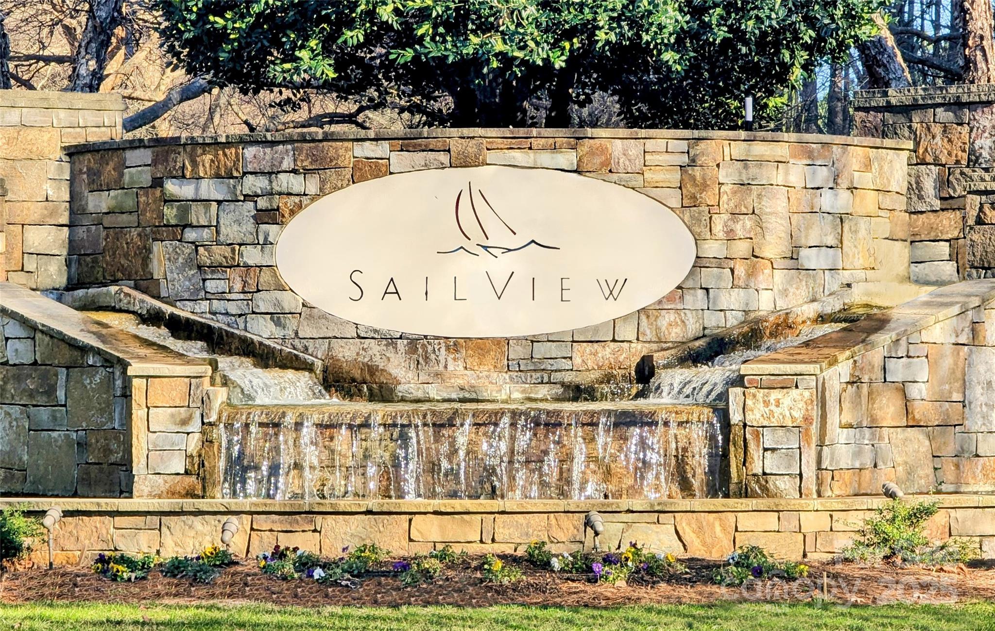 Sailview - Land