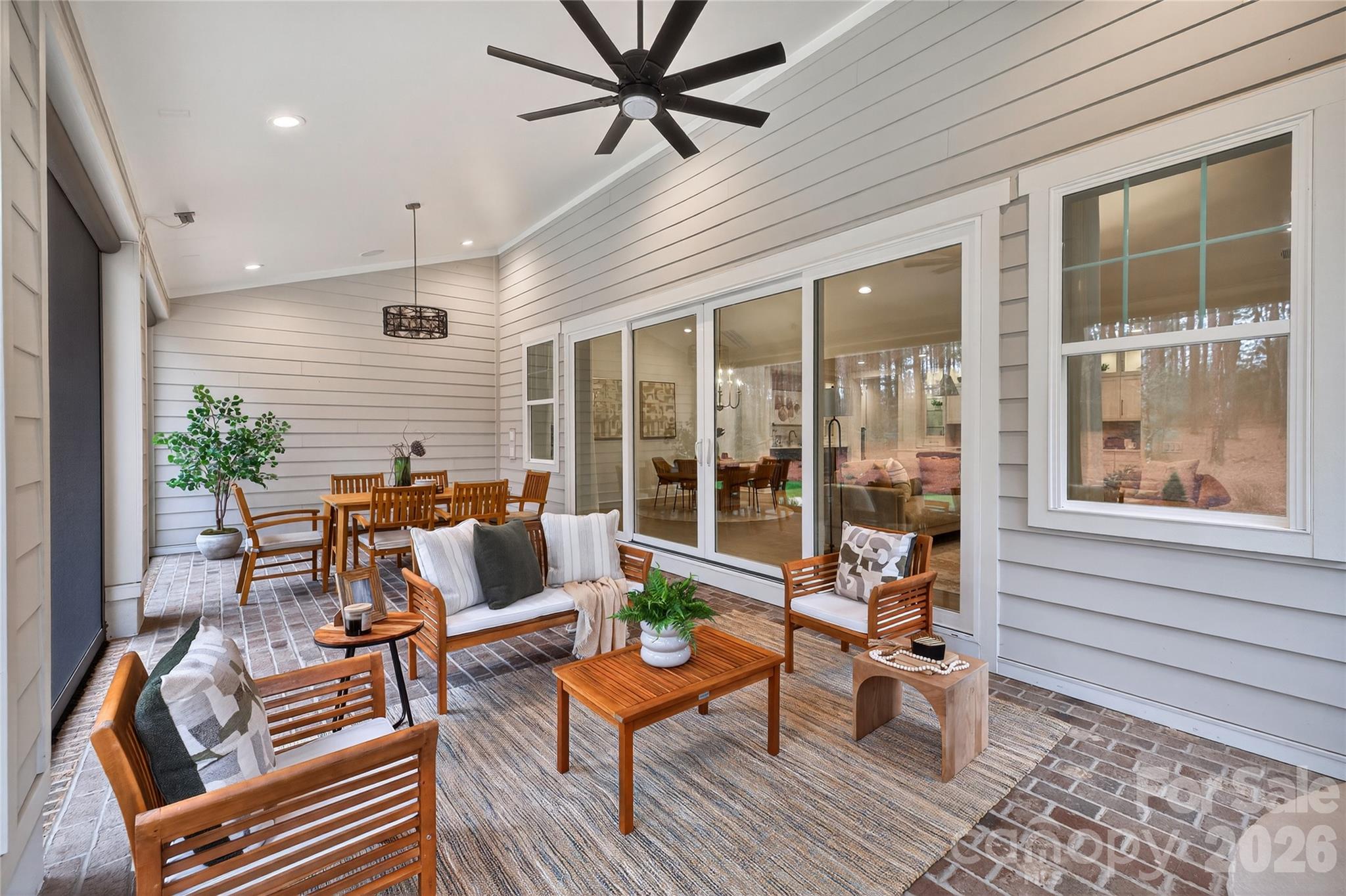 Riverchase Estates - Residential