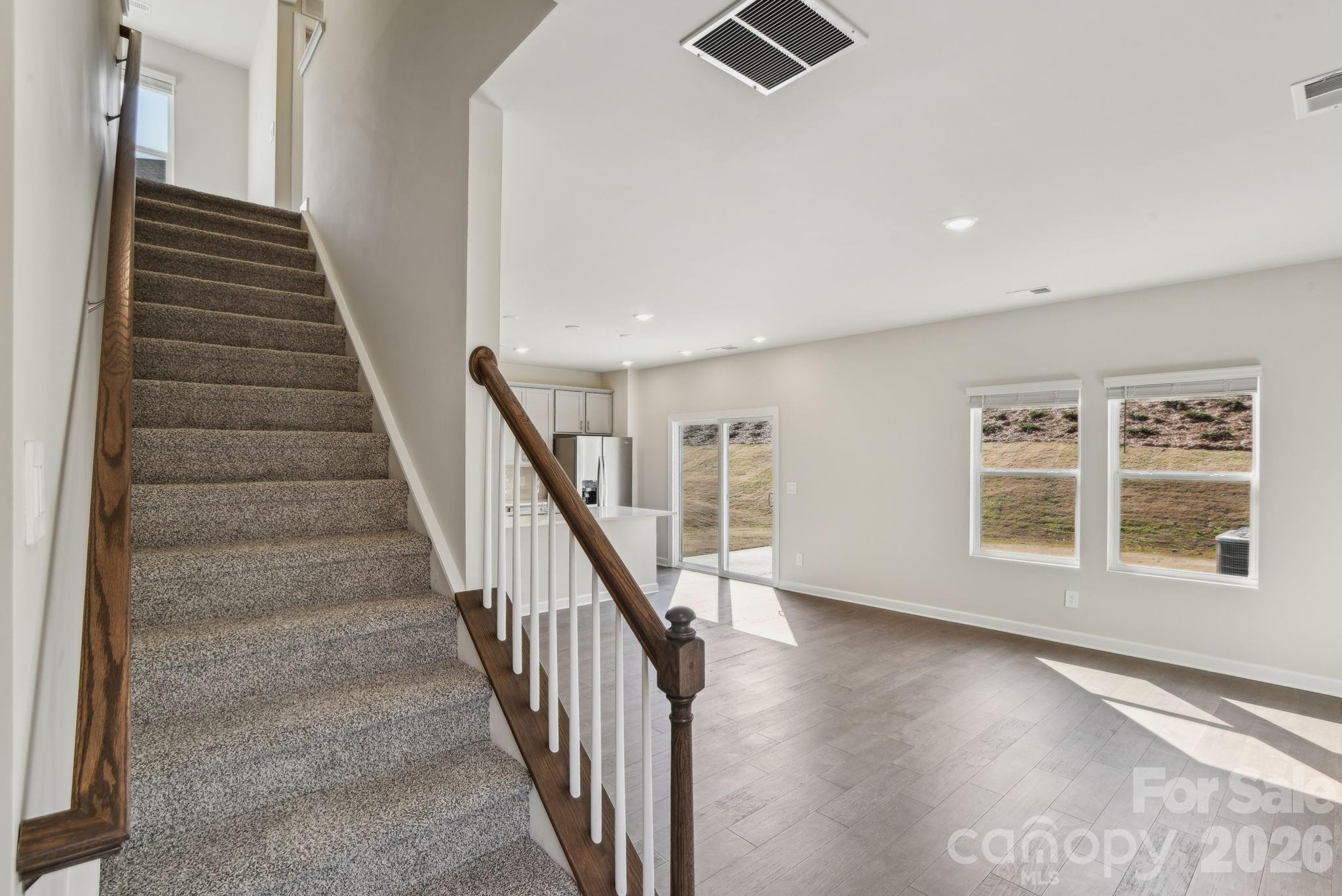 Seattle Crossing - Residential