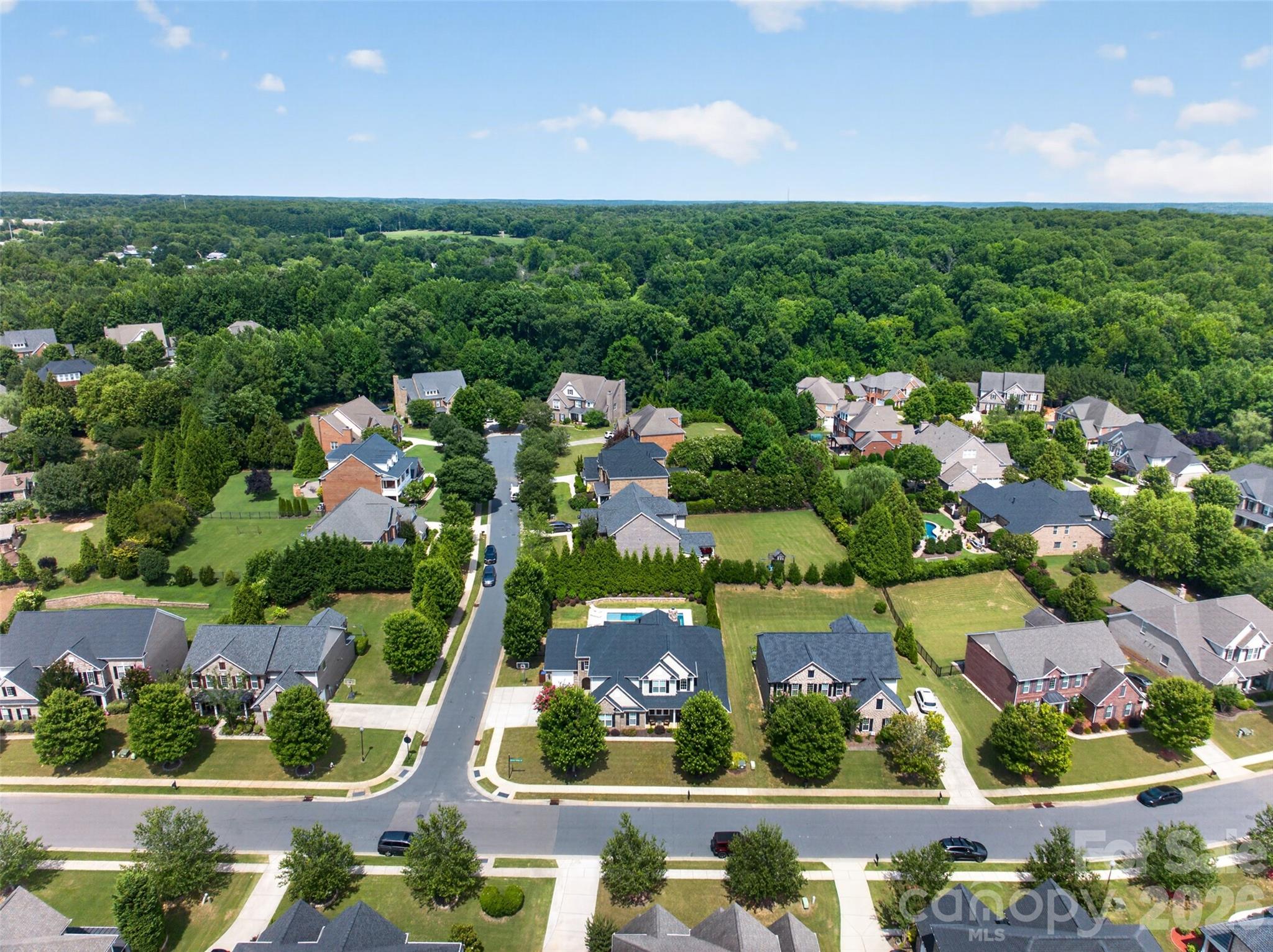 The Chimneys of Marvin - Residential