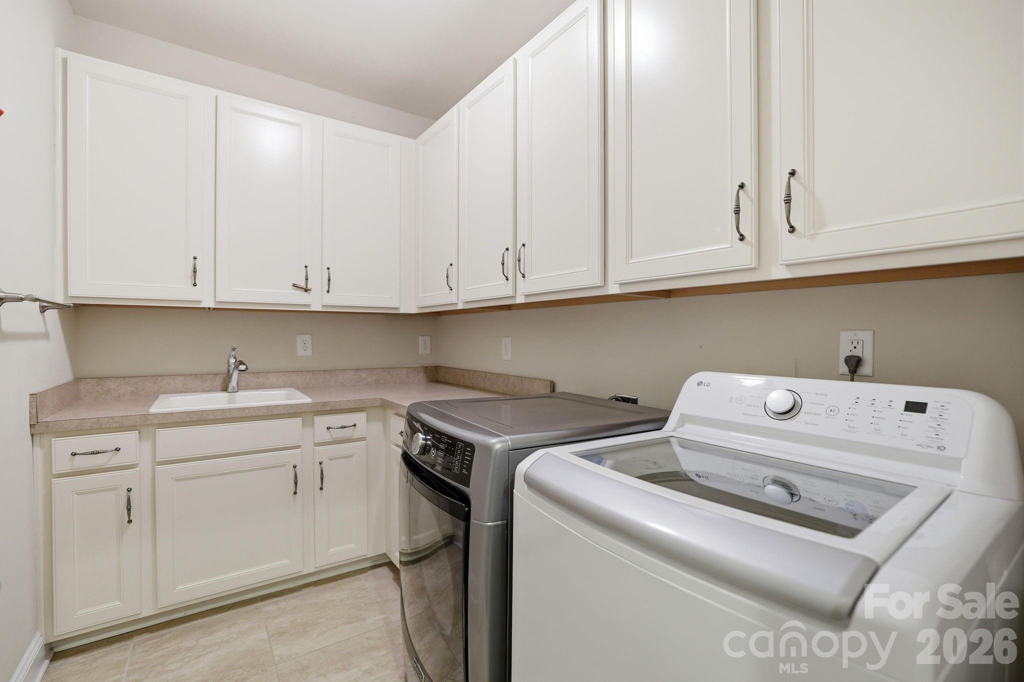 Triveny Commons - Residential