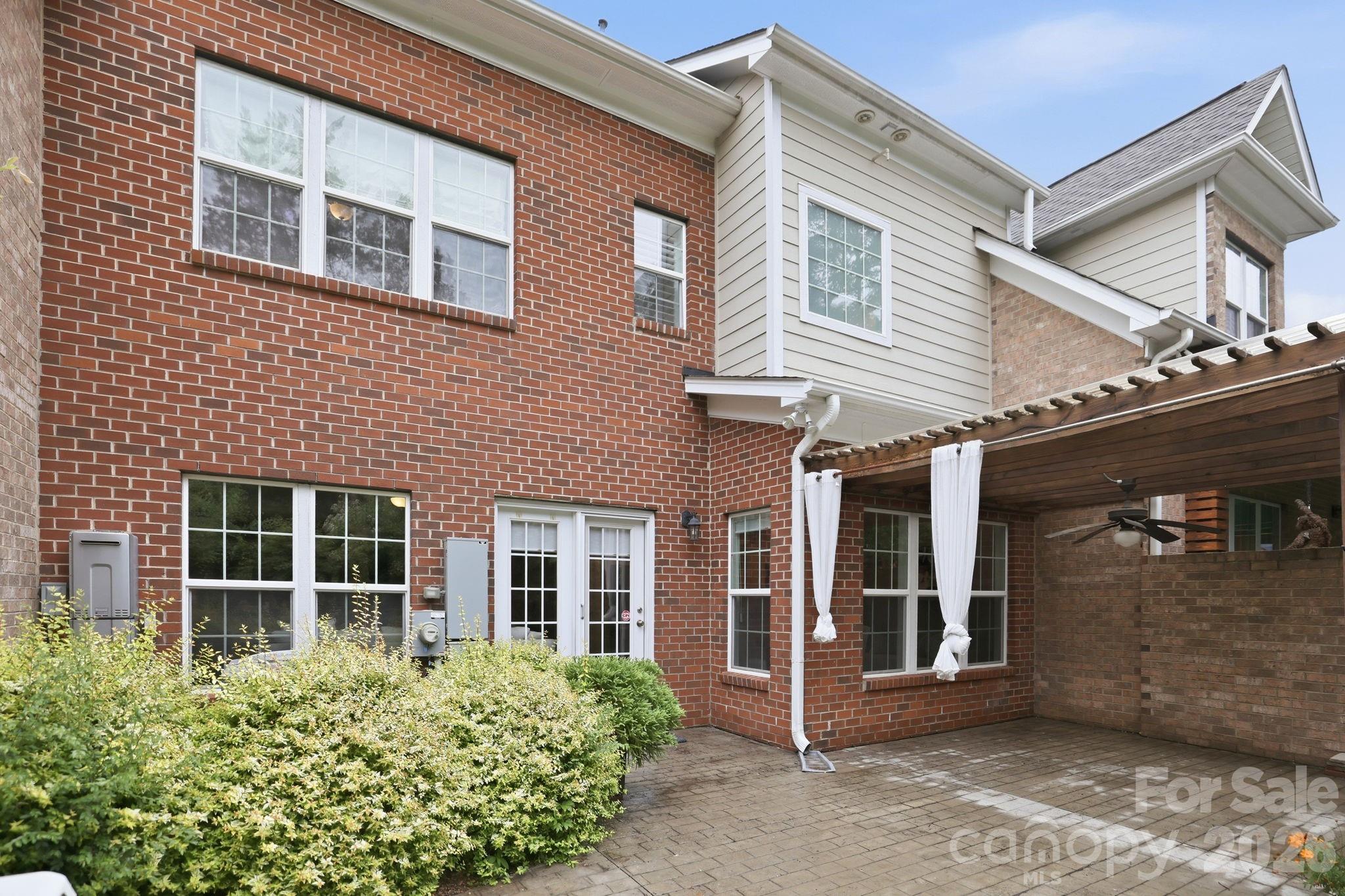 Triveny Commons - Residential
