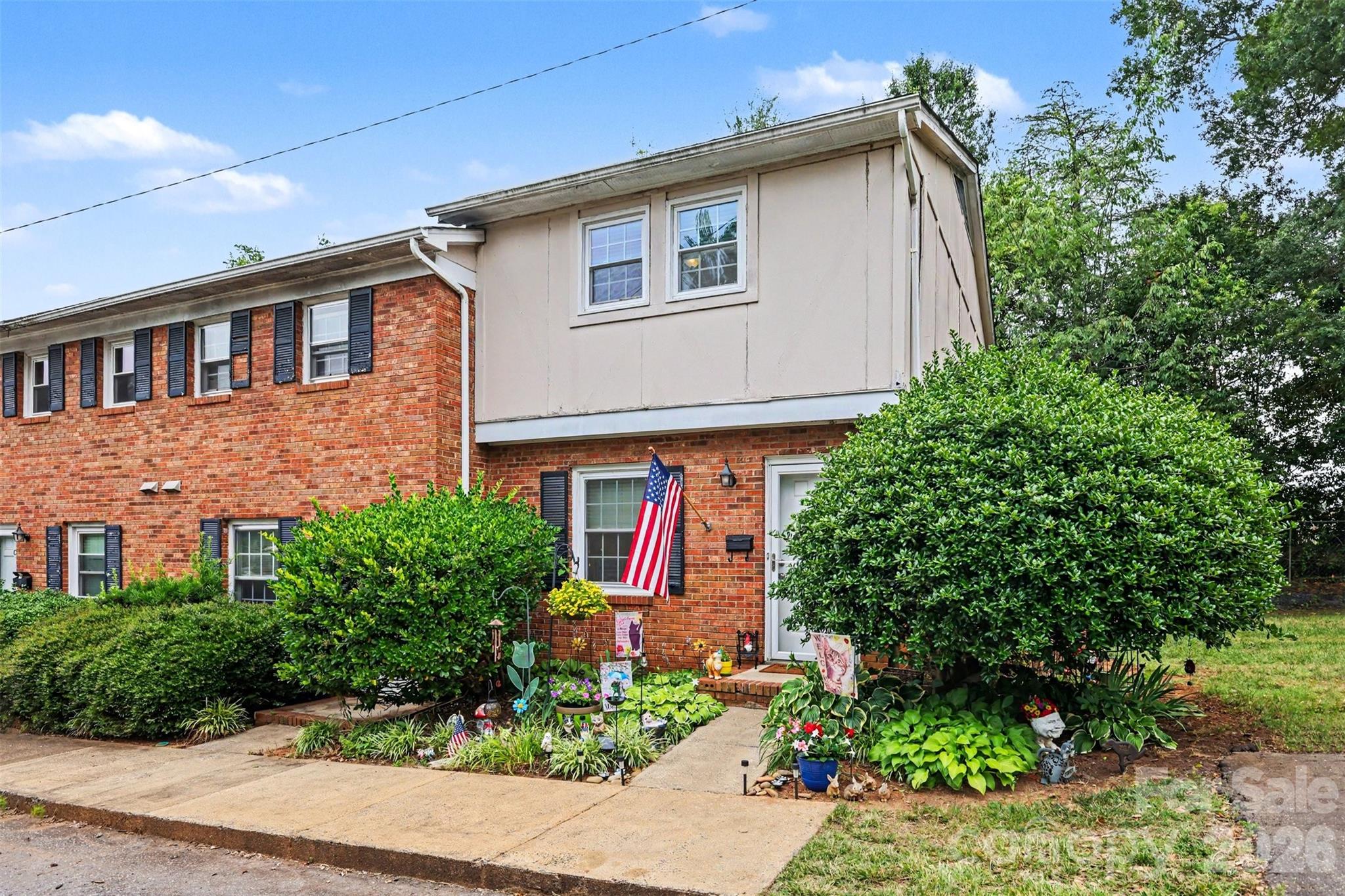 Tall Oaks - Residential