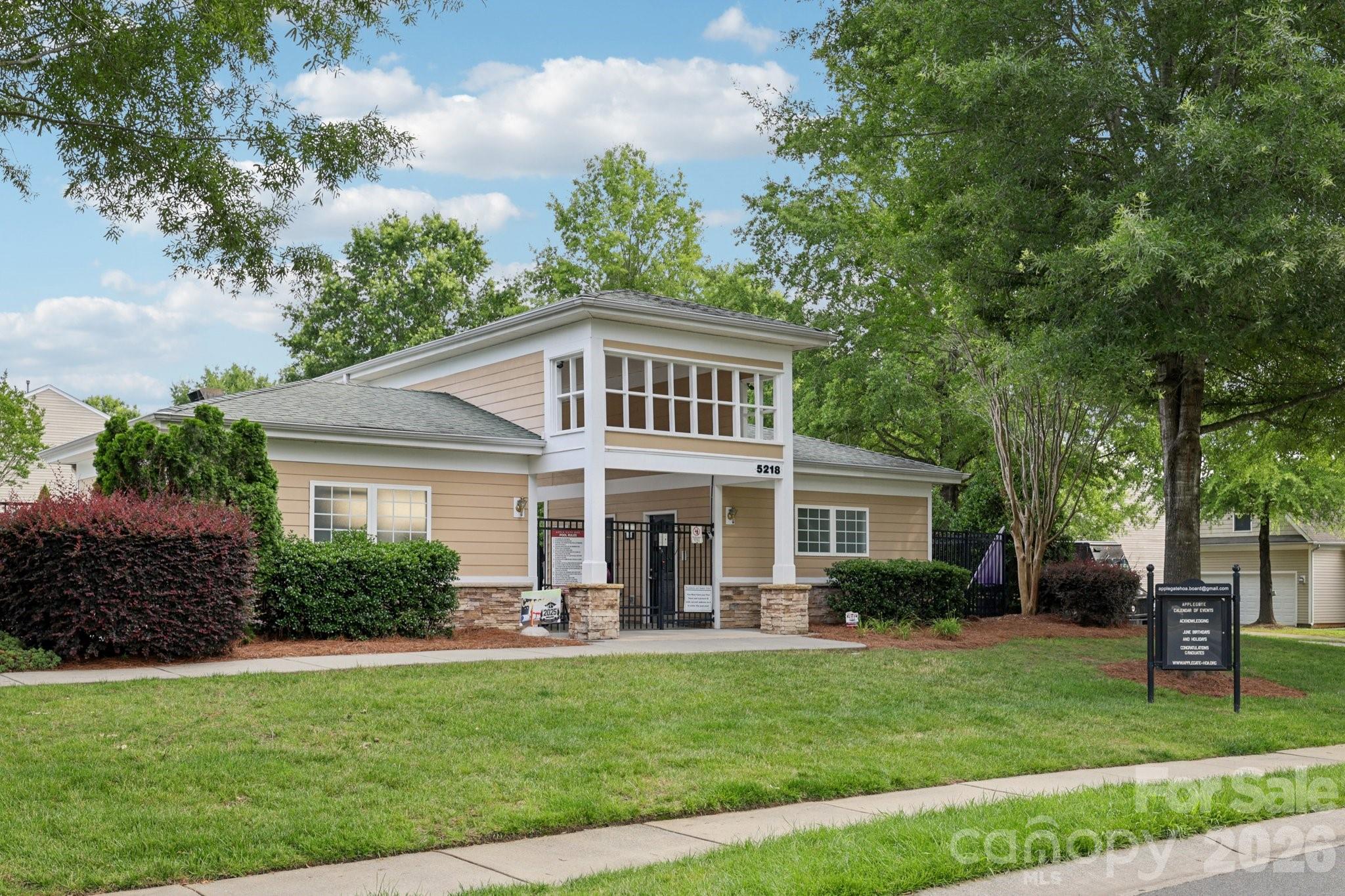 Applegate - Residential