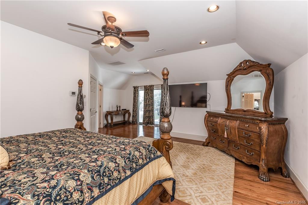Seven Coves - Residential
