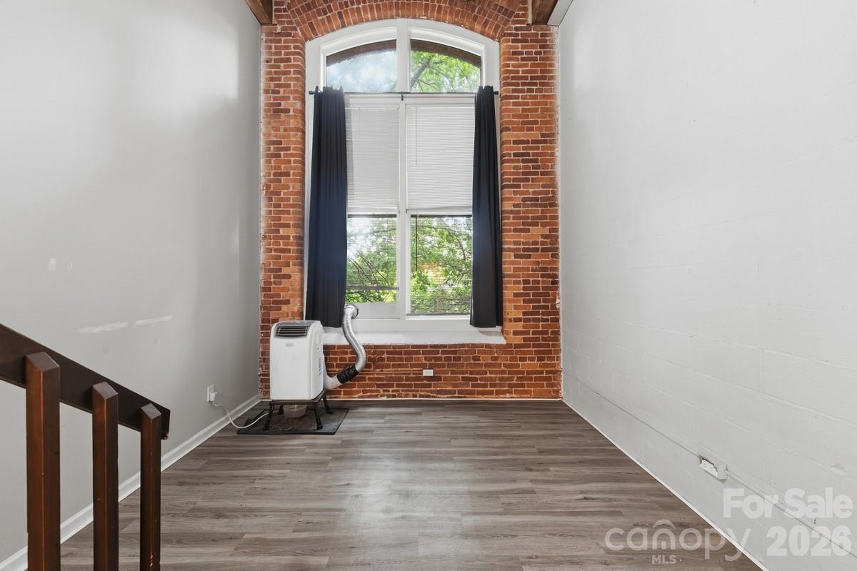 FoxRidge Lofts - Residential