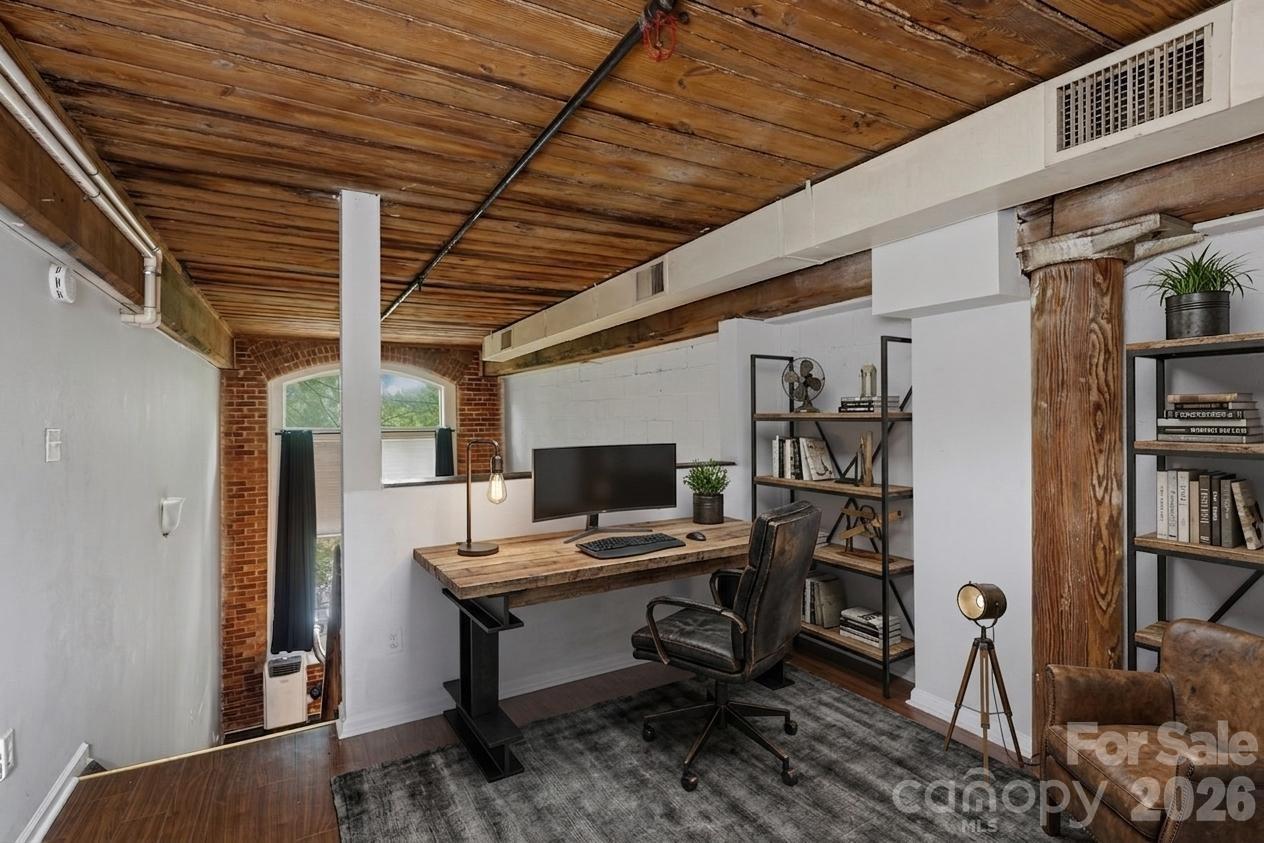 FoxRidge Lofts - Residential
