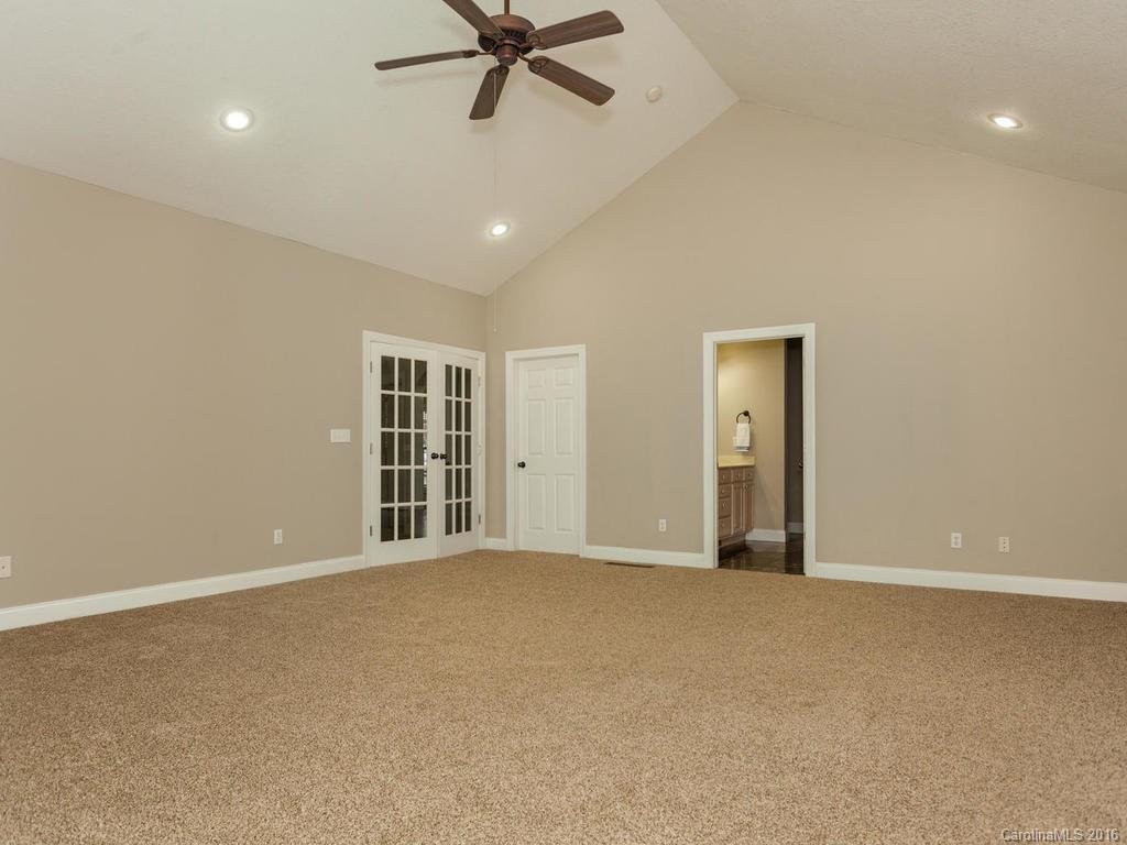 Holcombe Woods - Residential