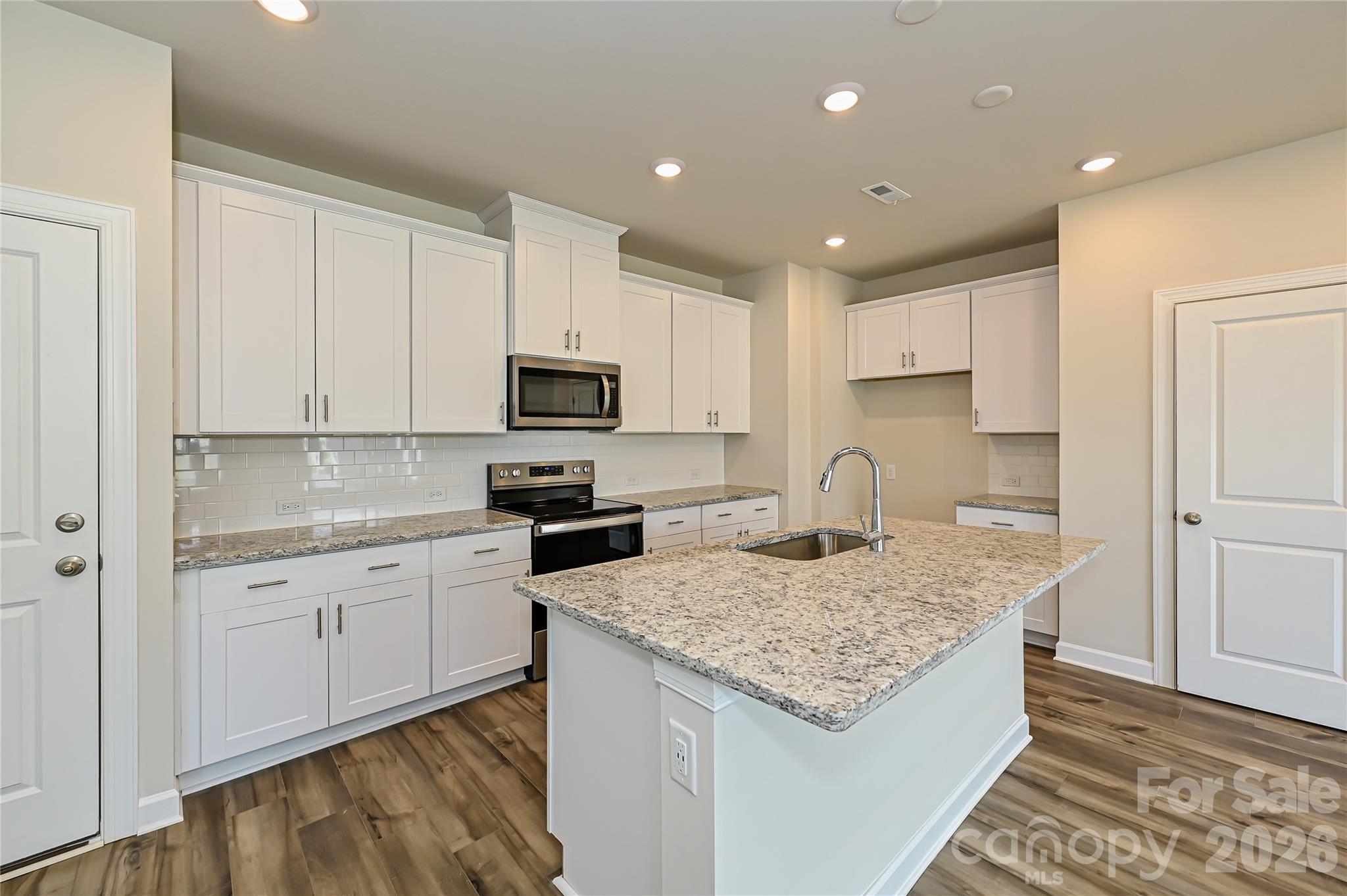 Walnut Reserve - Residential