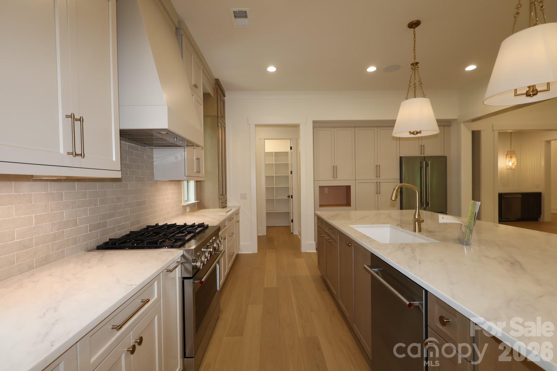 Riverchase Estates - Residential