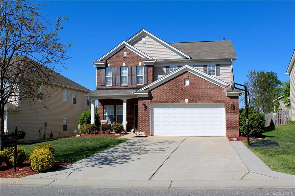 Enjoy relaxing in this amazing outdoor space with in-ground pool, patio and fully fenced backyard. Incredible home in the very desirable English Trails community. Open floor plan. Spacious kitchen. Master bedroom with vaulted ceiling, walk in closet. Master bath with garden tub and seperate shower. Excellent schools. Easy access to I-77/CLT