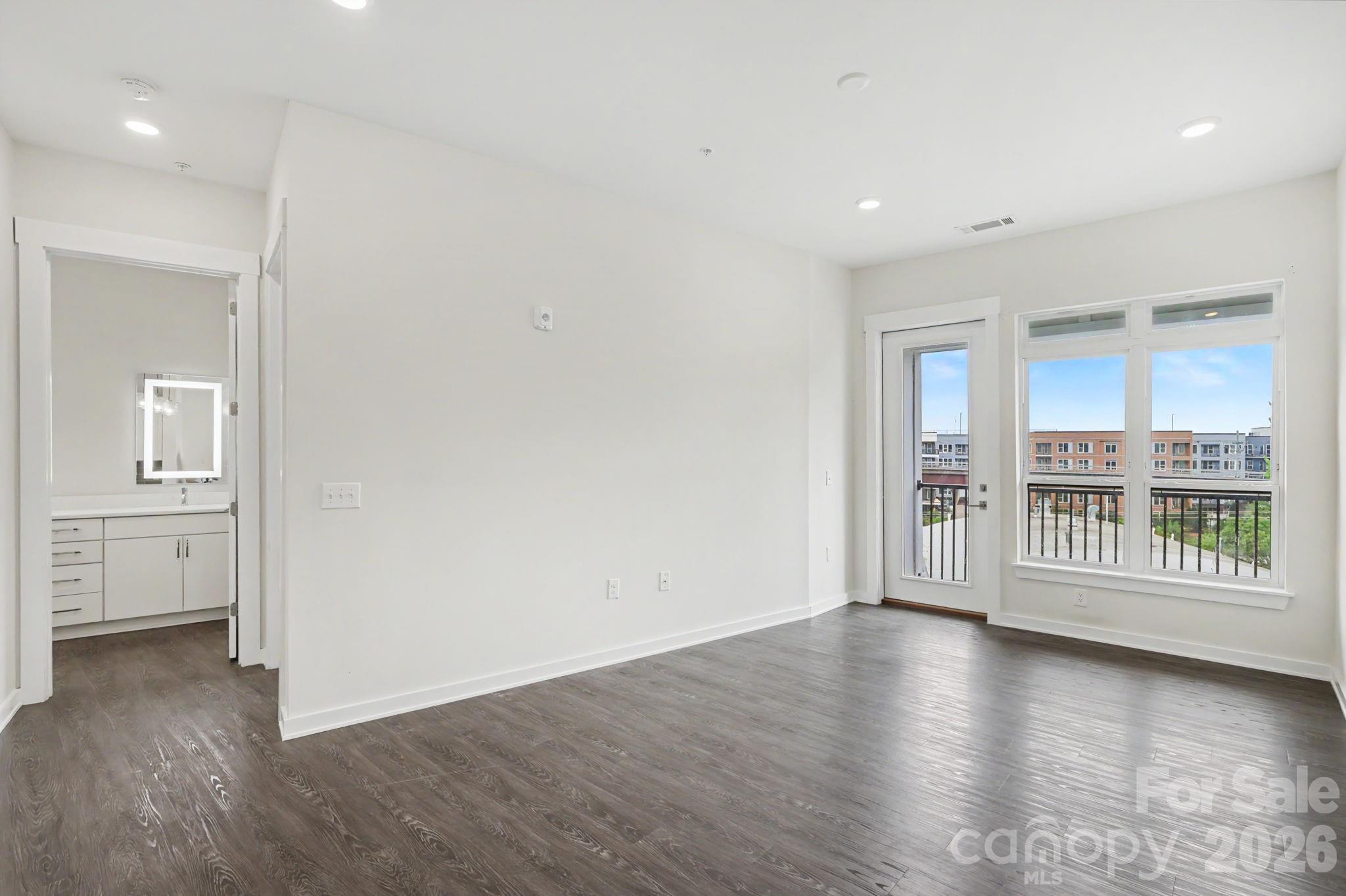 Galleries at NODA - Residential