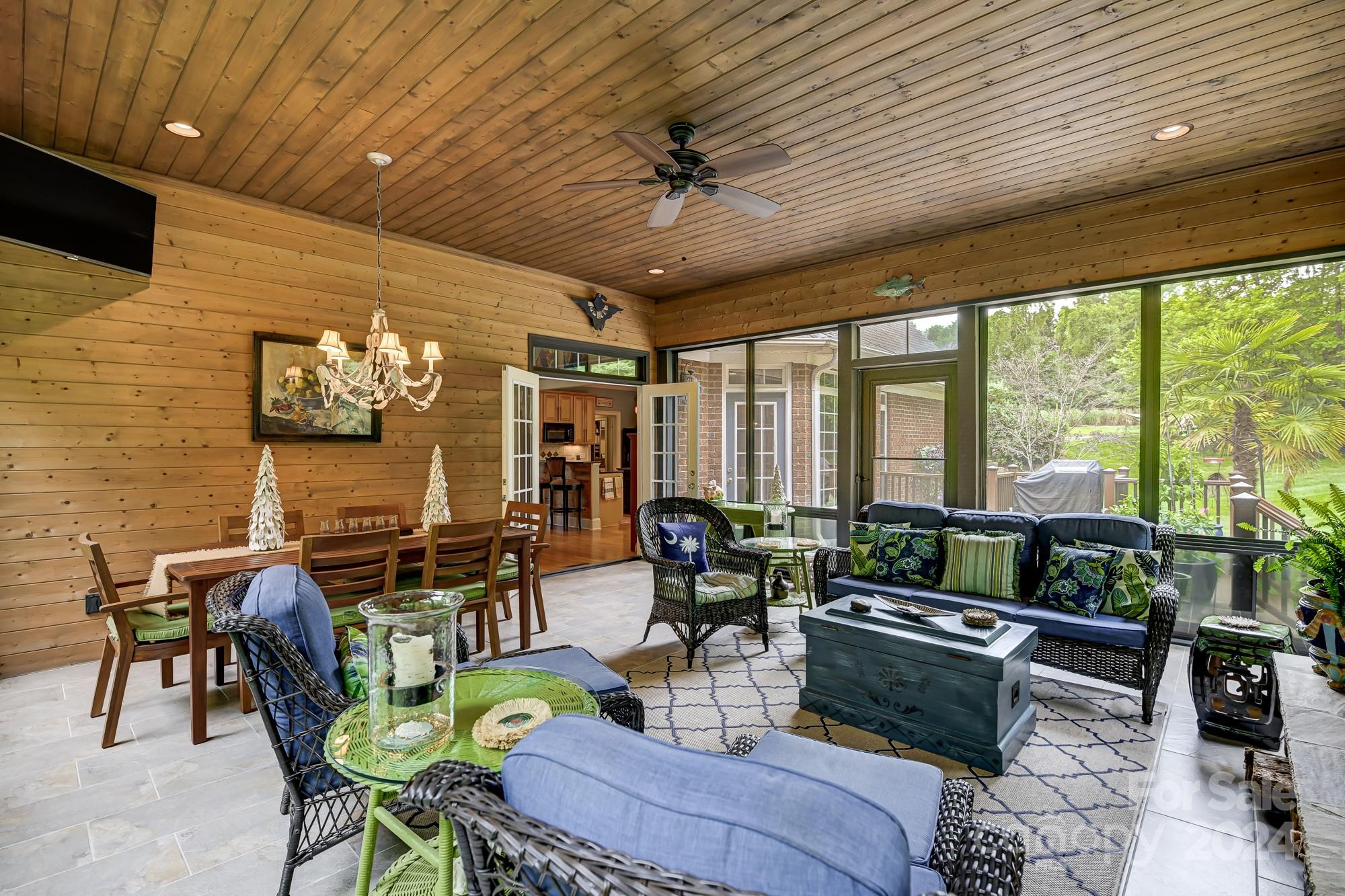 Laurel Creek - Residential