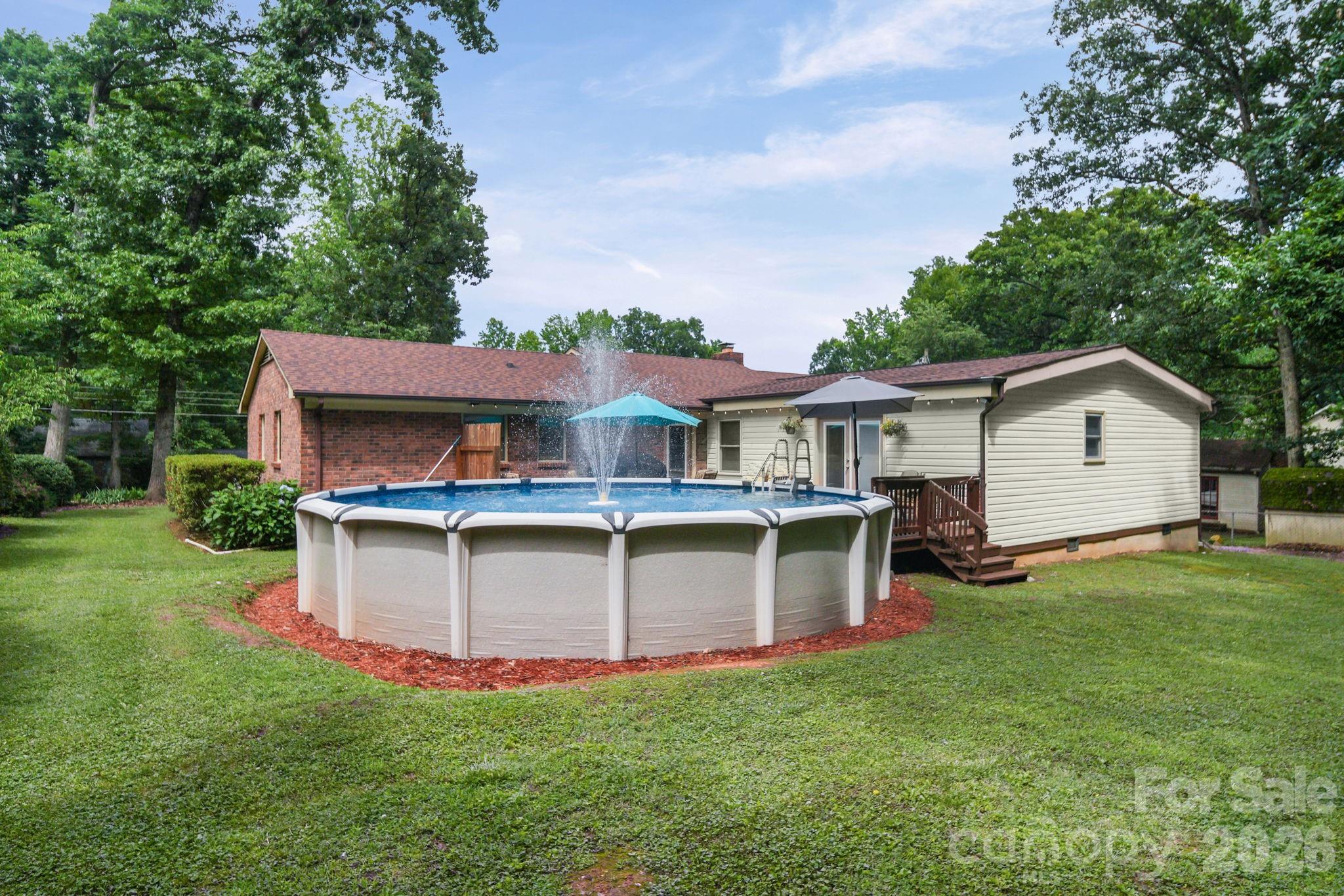 Stonewall Jackson Park - Residential