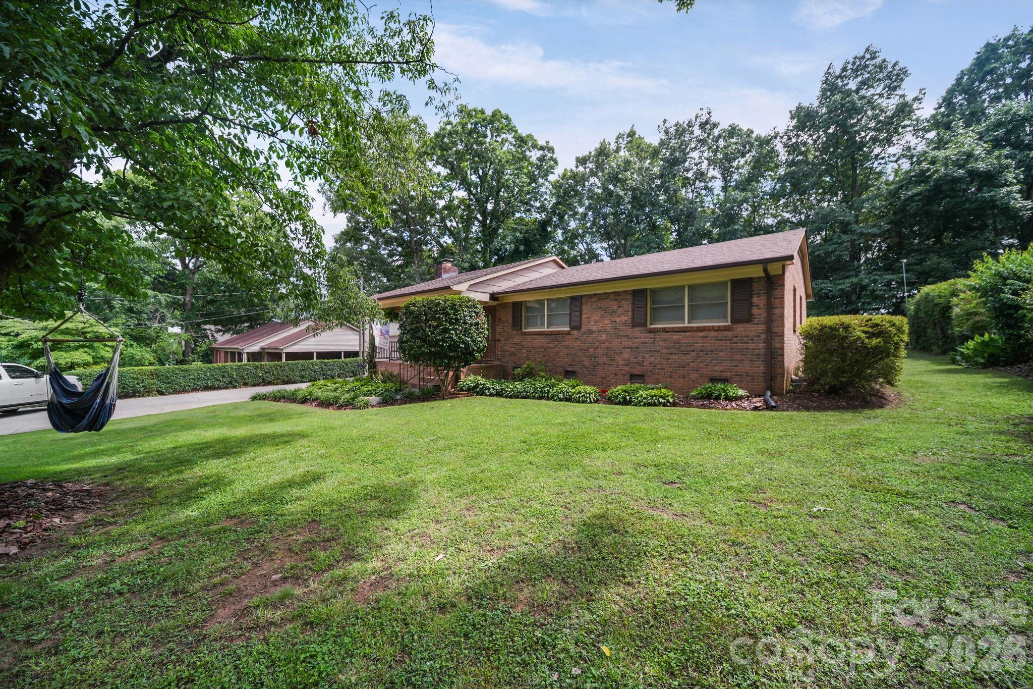 Stonewall Jackson Park - Residential
