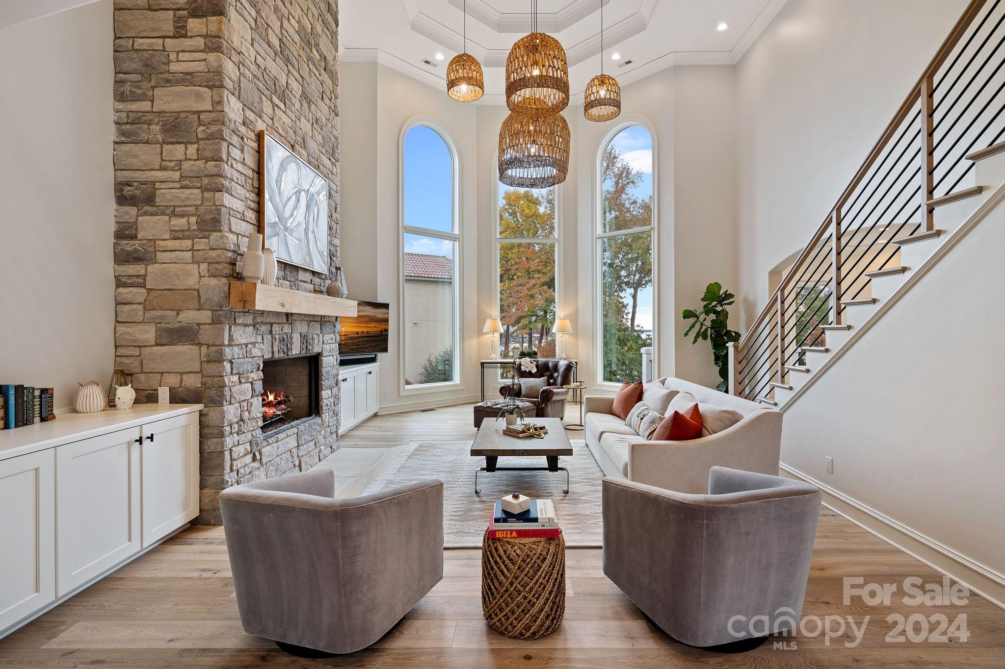 The Peninsula - Residential