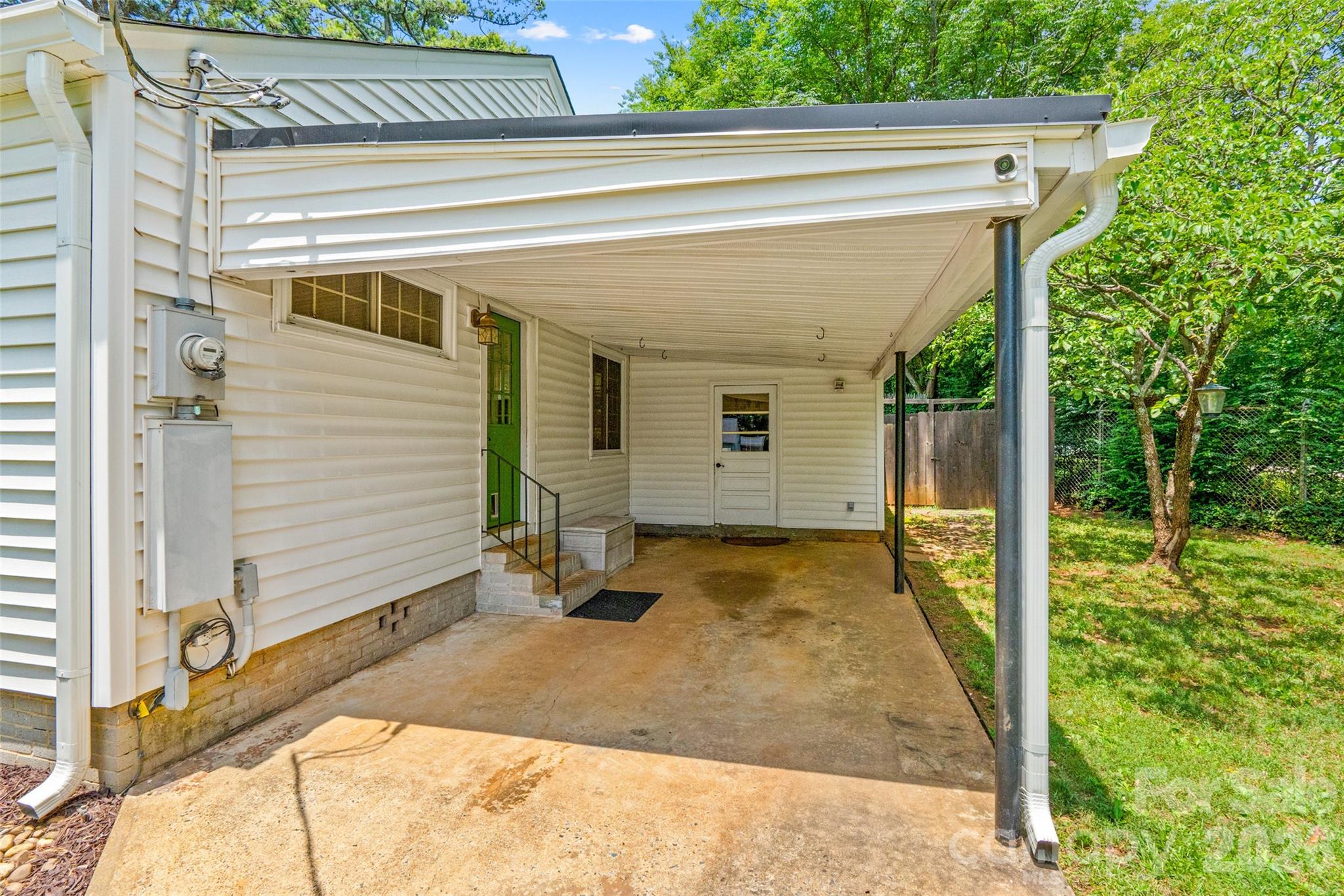 Seventeen Acres - Residential