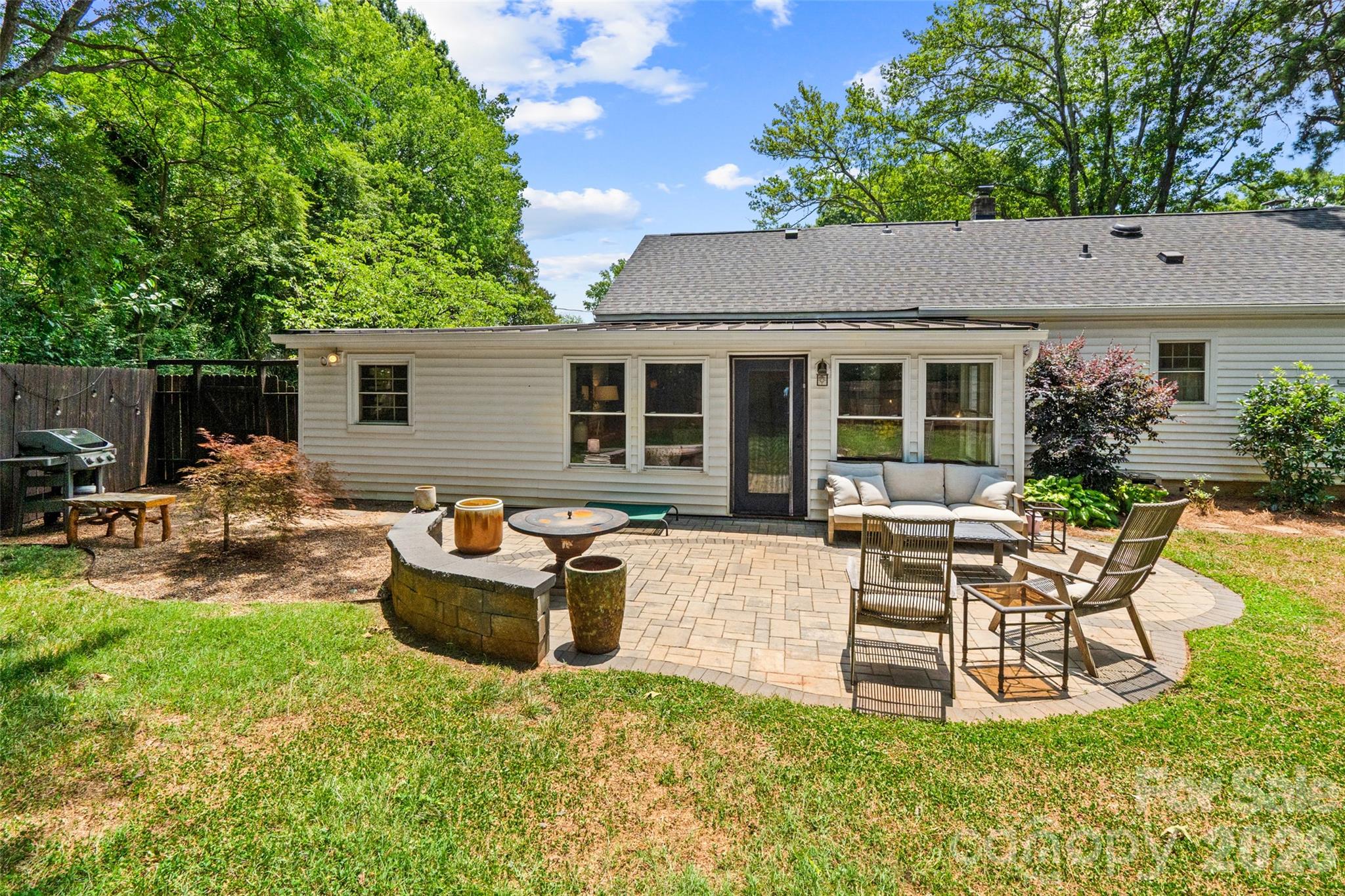 Seventeen Acres - Residential