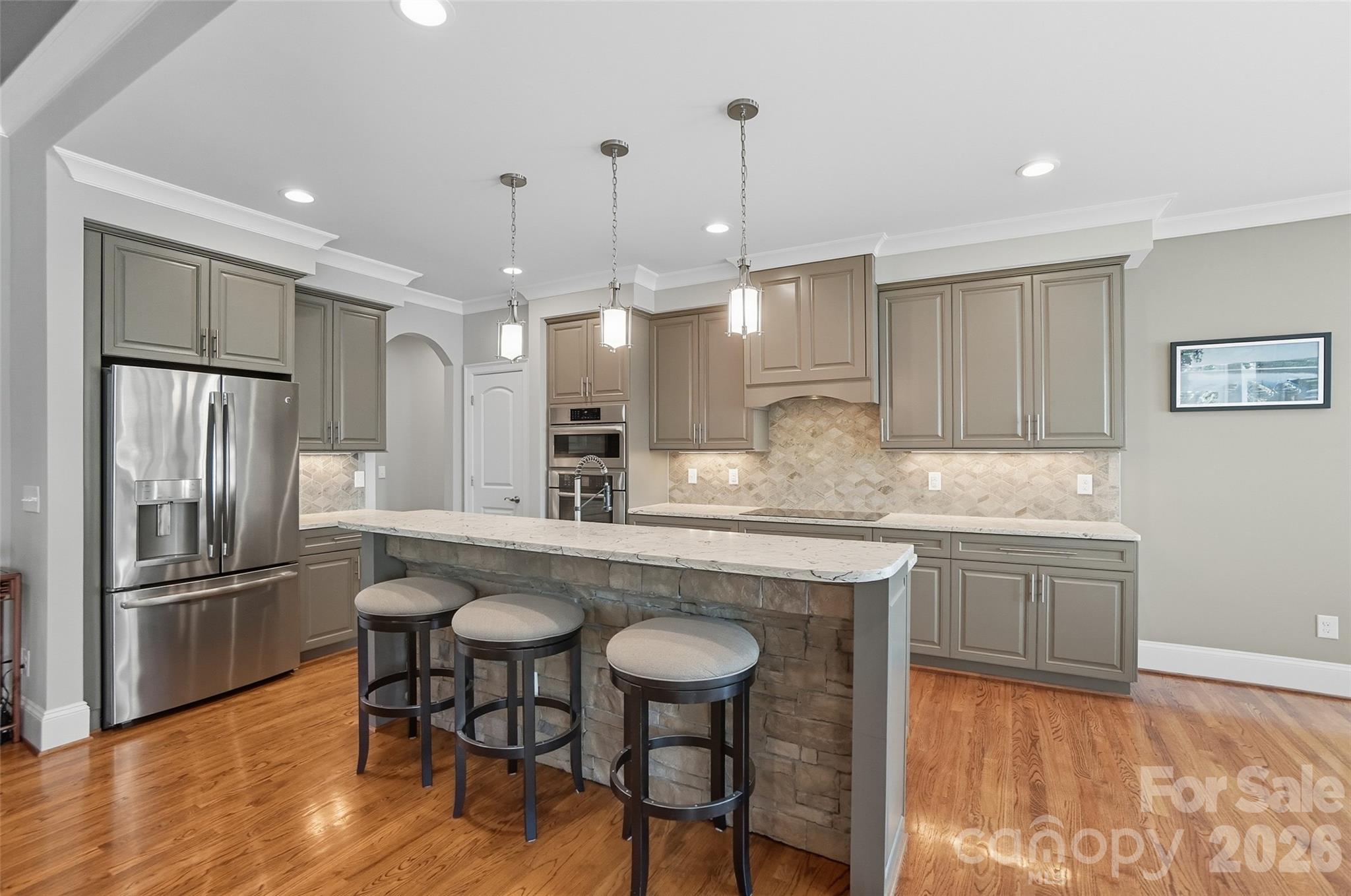 Lakepoint - Residential