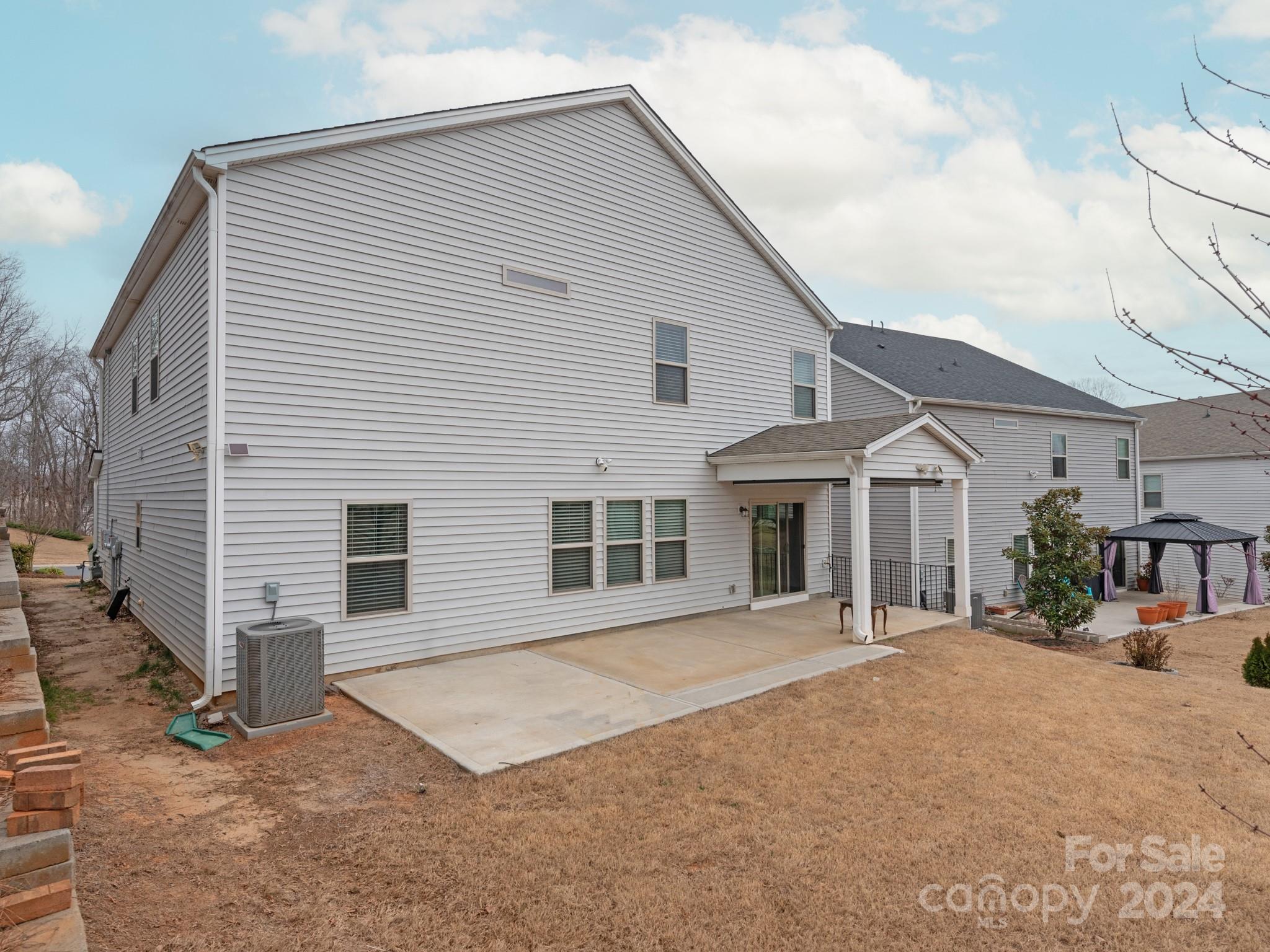 Saxon Place - Residential
