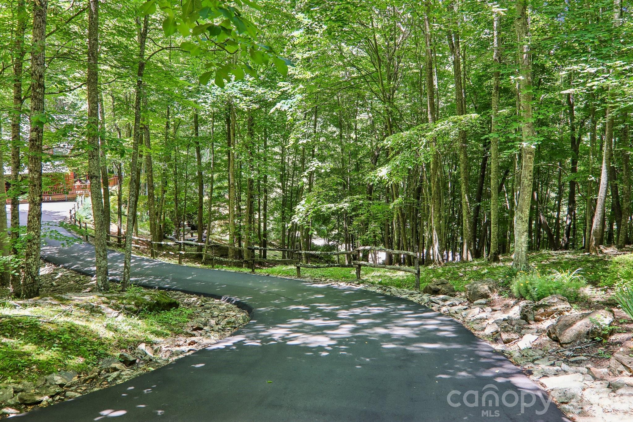 Smoky Mountain Retreat at Eagles Nest - Residential