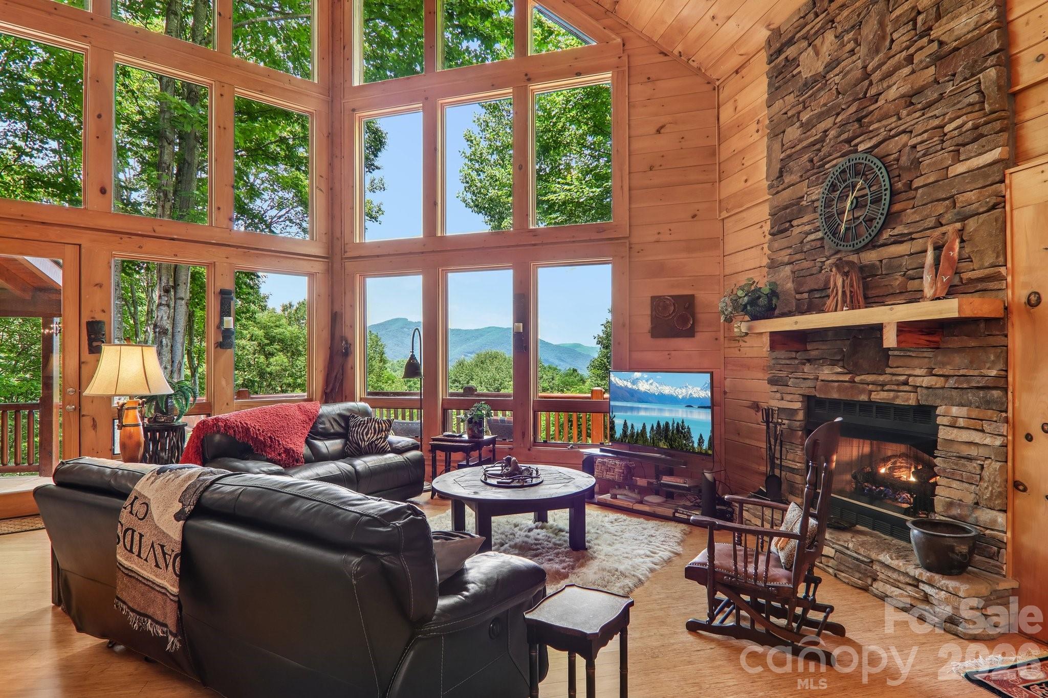 Smoky Mountain Retreat at Eagles Nest - Residential